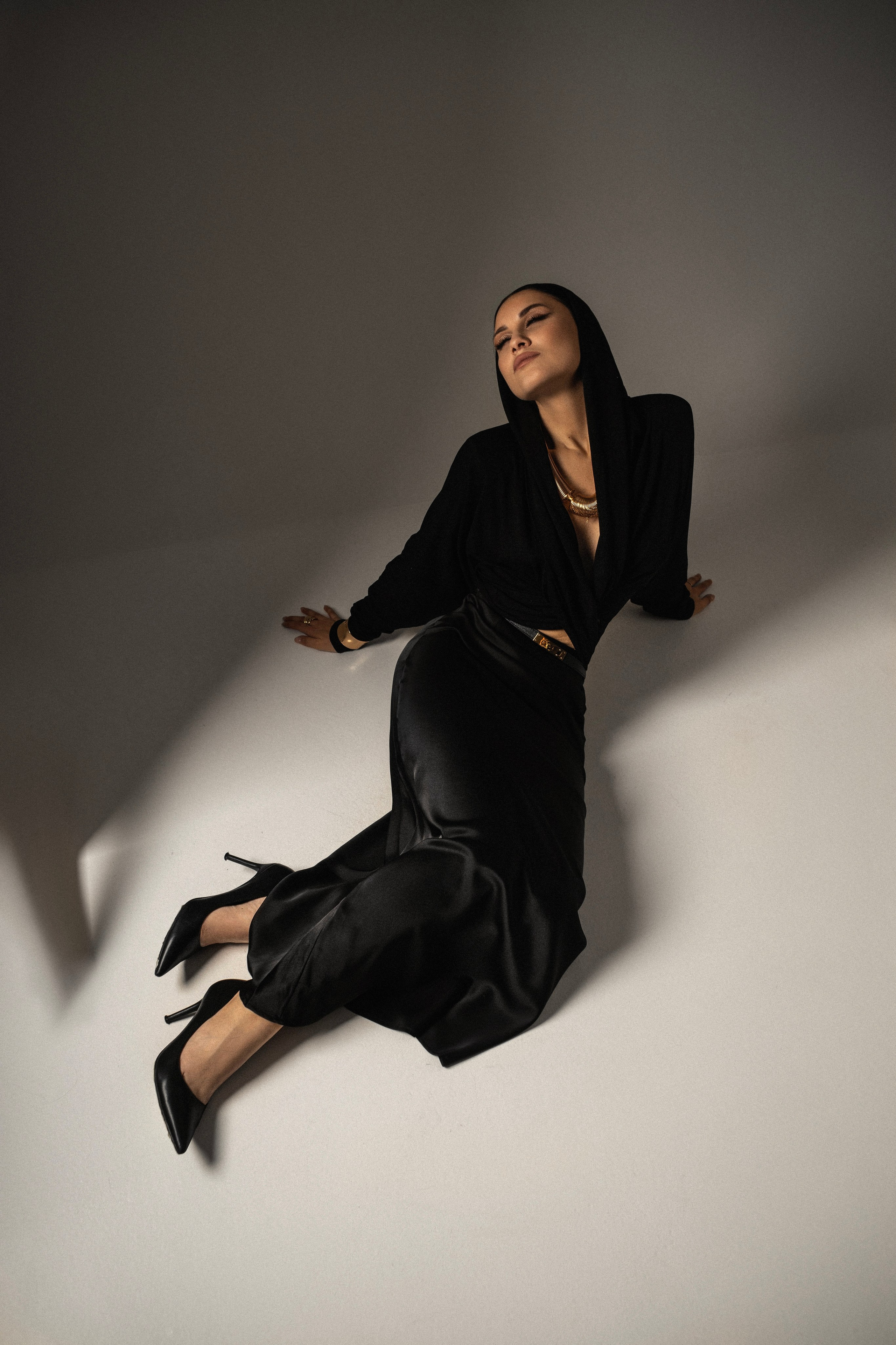 Студийная съёмка. Женский фотограф в Санкт-Петербурге, Москве и весь мир Алёна Мамаева