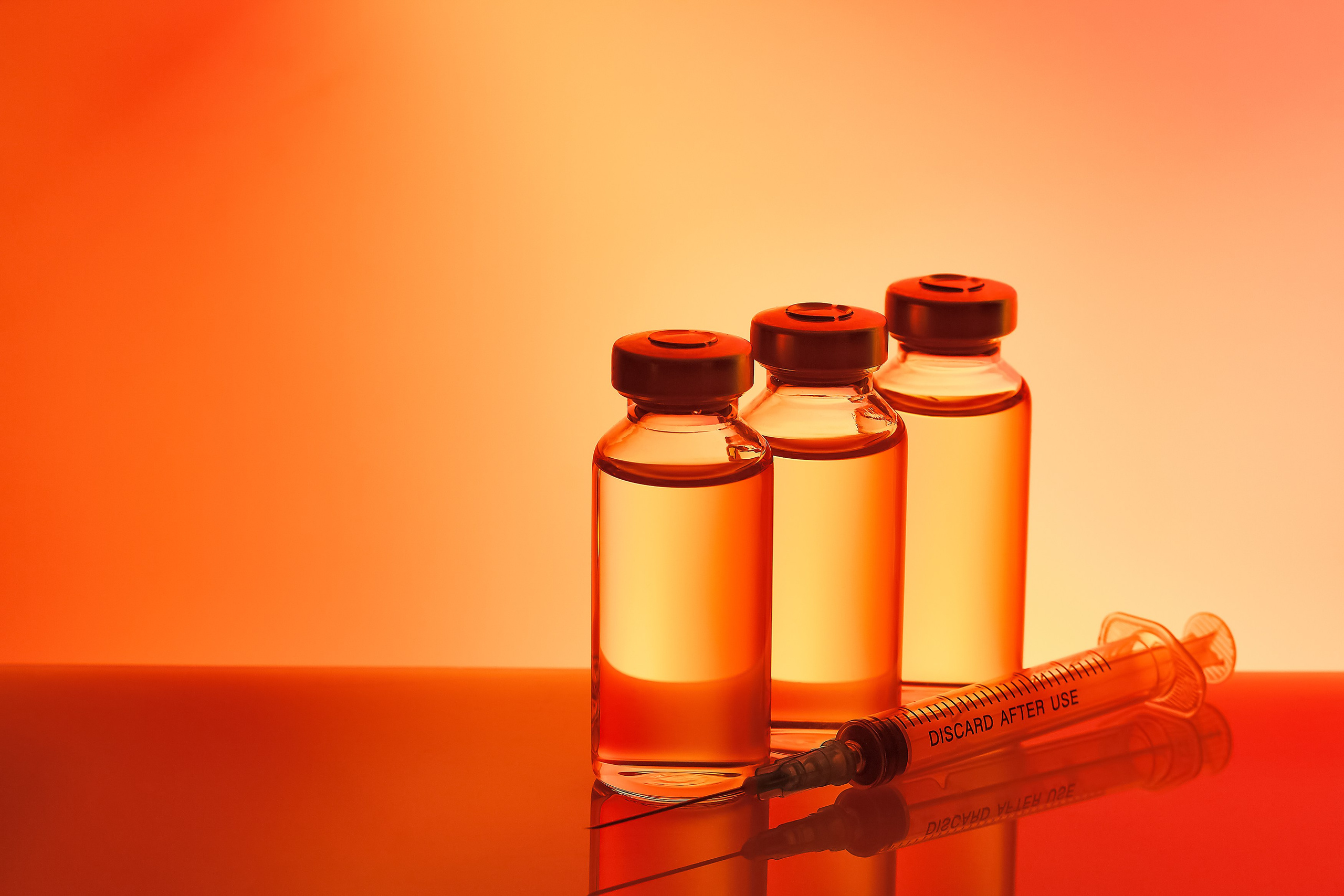 Примеры фотографий стеклянных и глянцевых предметов. Предметный фотограф для маркетплейсов. Казань