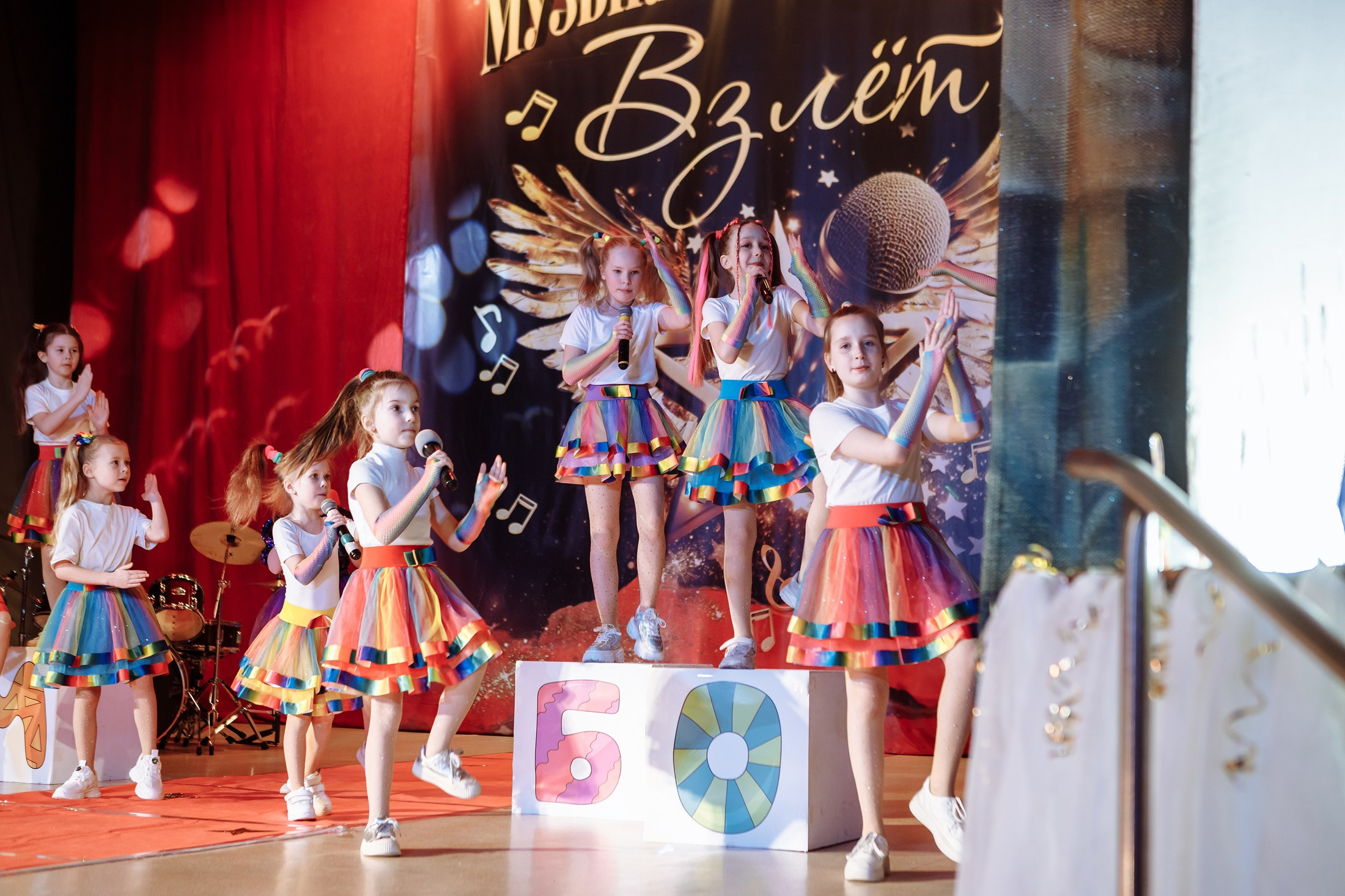 Музыкальная премия «Взлет». Фотографы в городе Волгограде — Людмила Агеева и Алексей Околелов