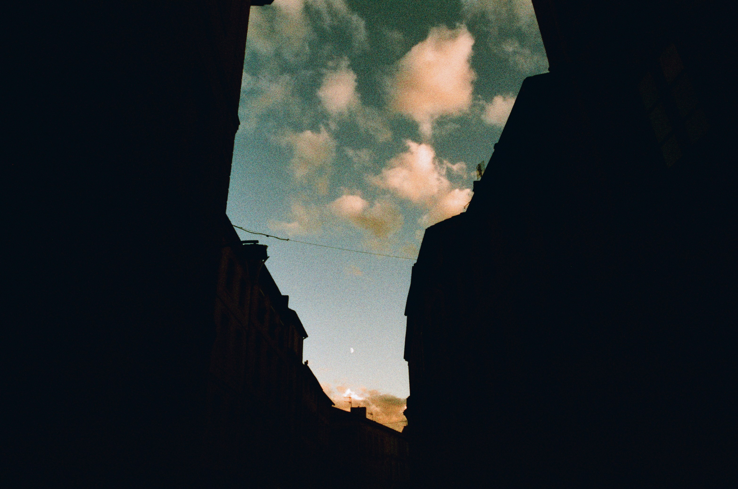 The contract // france, avignon II. EVER EXPOSED