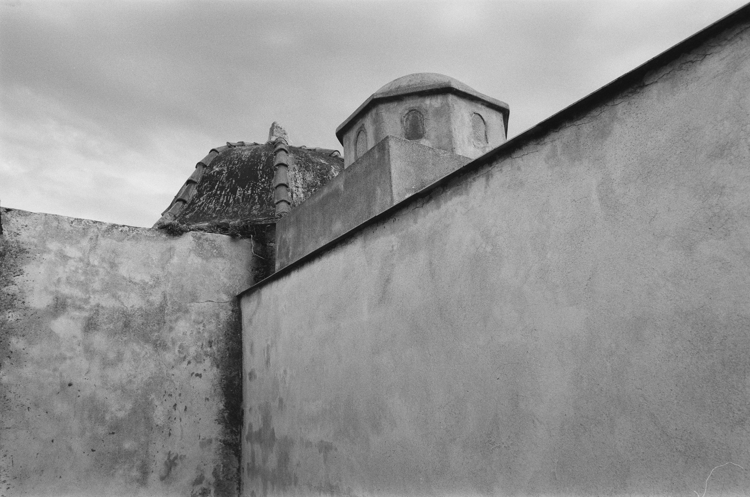 The world is flat // corsica, bonifacio II. EVER EXPOSED