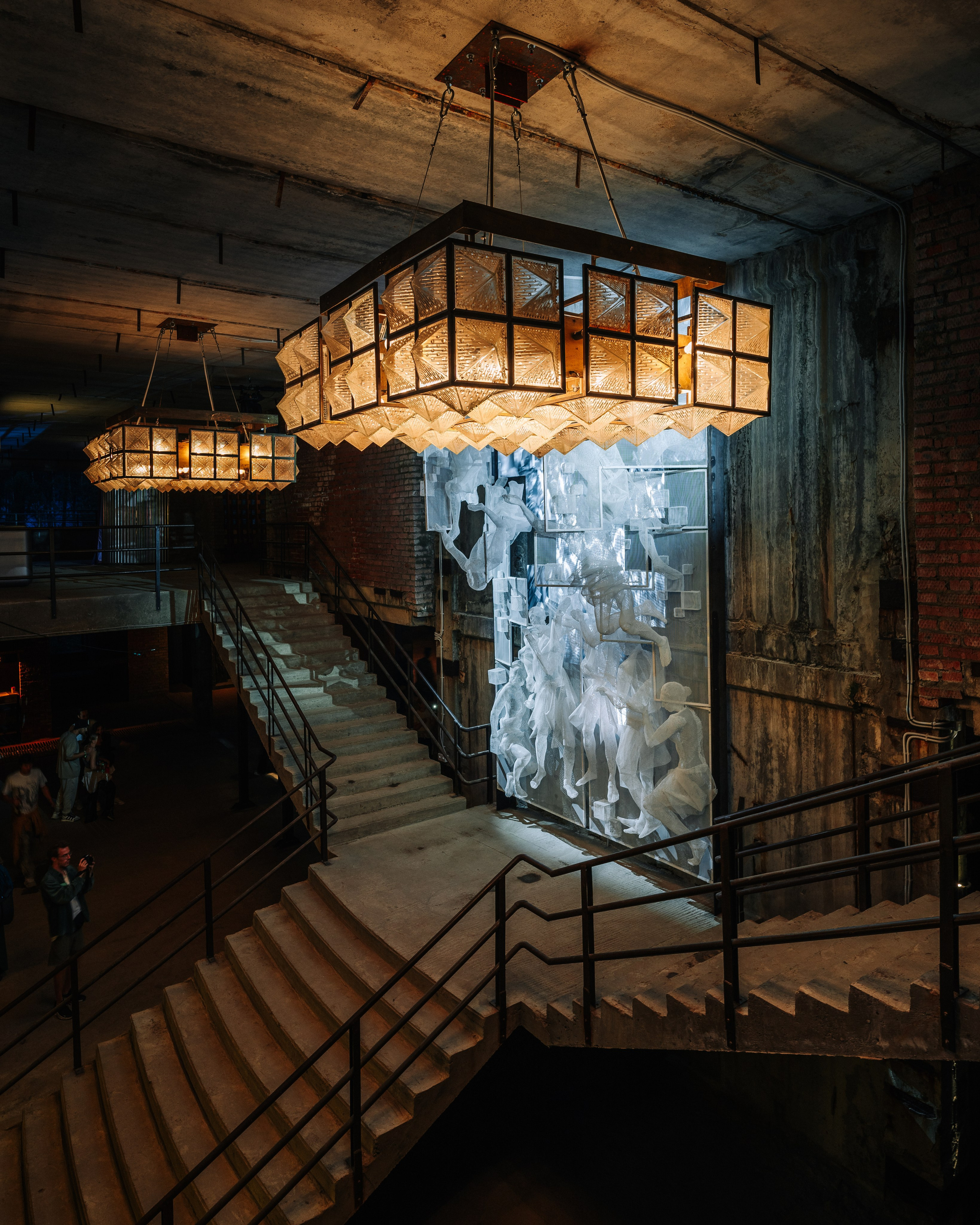 Outline 2024. @tomrus: Рустам Шагиморданов — фотограф