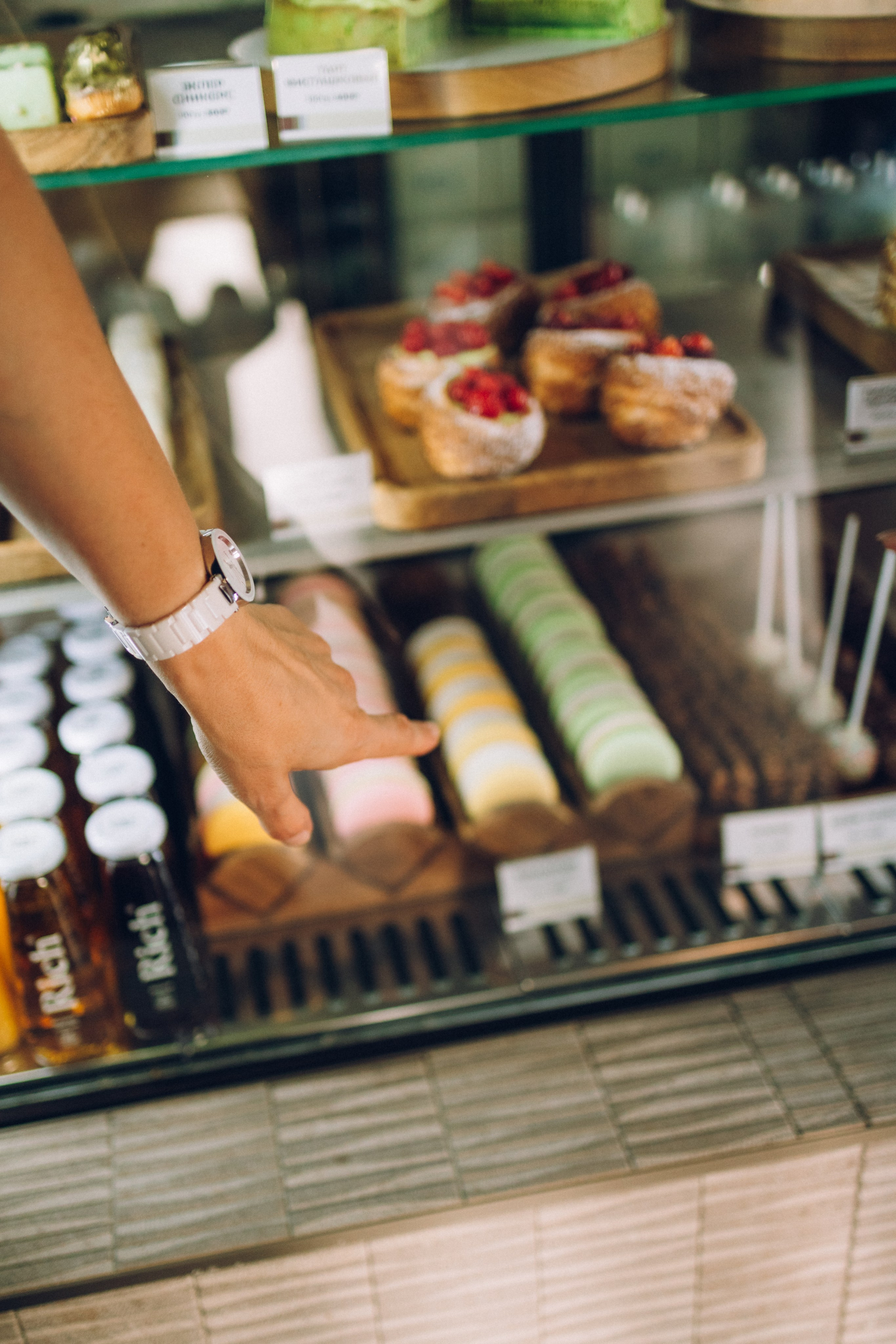 Настя и Аня. Прогулка на Красной. Семейный фотограф Наталия Демченко, Краснодар