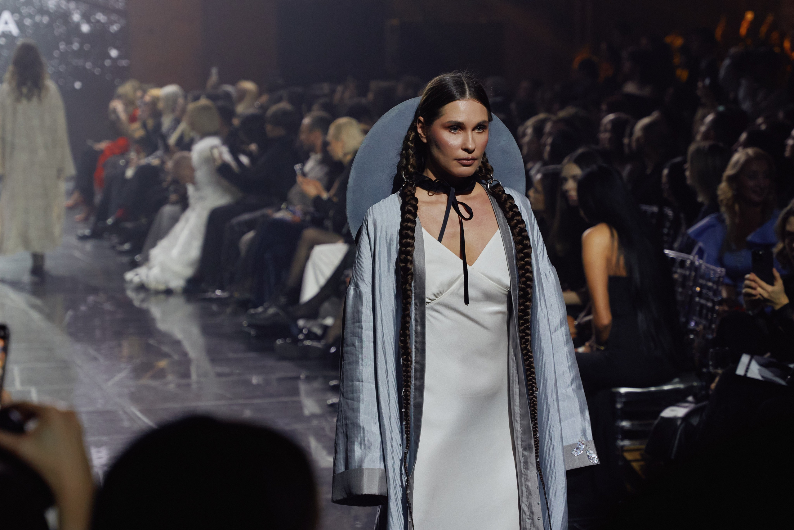 Показ KAMERGER | ODETTA. Свадебный фотограф и видеограф из Санкт-Петербурга Агарков Никита