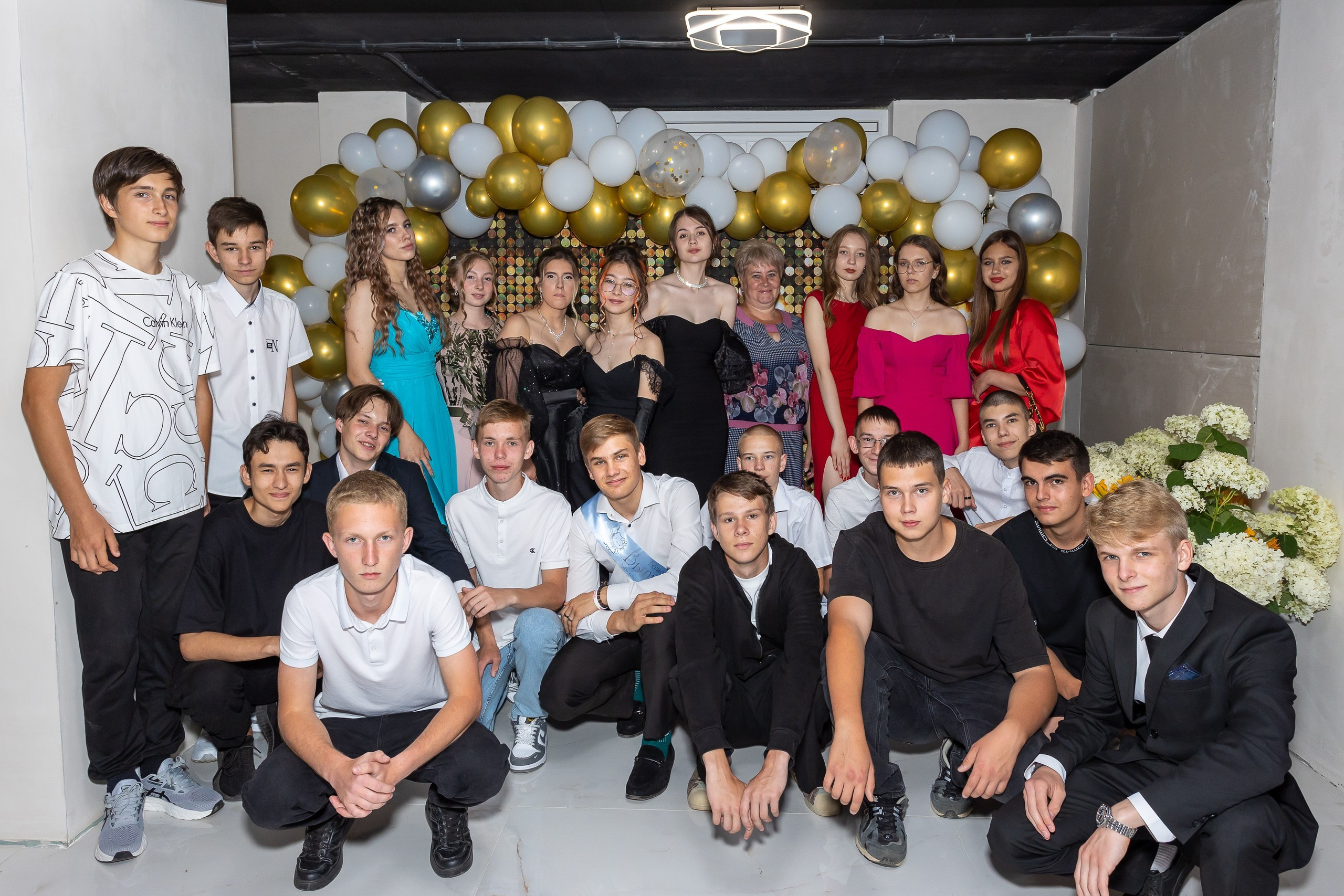 Вручение аттестата и выпускной вечер. Выпускные альбомы Майкоп, Краснодар Елена Золотарева