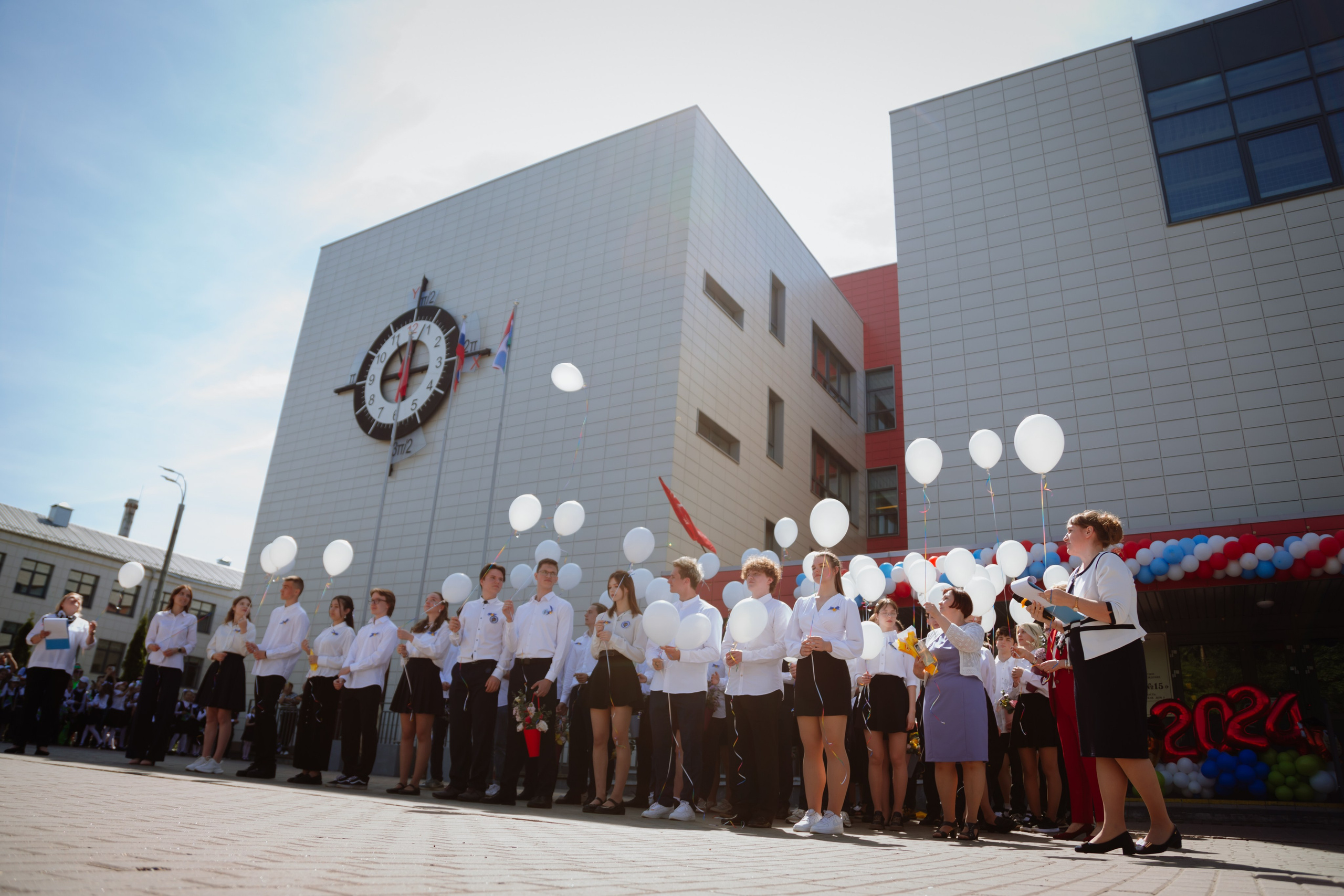 Последний звонок 2024 (2 часа фотосъемки). Профессиональный фотограф Надежда Антонова