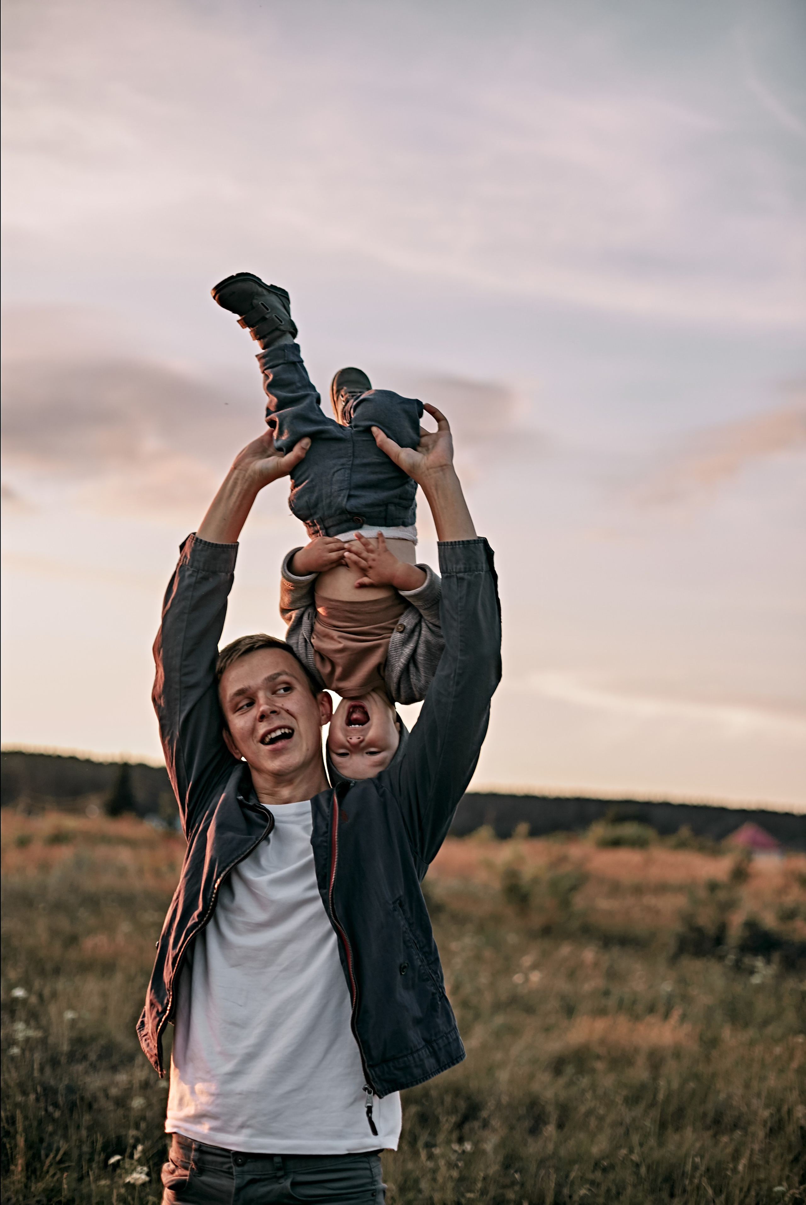 Катя с семьей. Порог Ревун. Главная