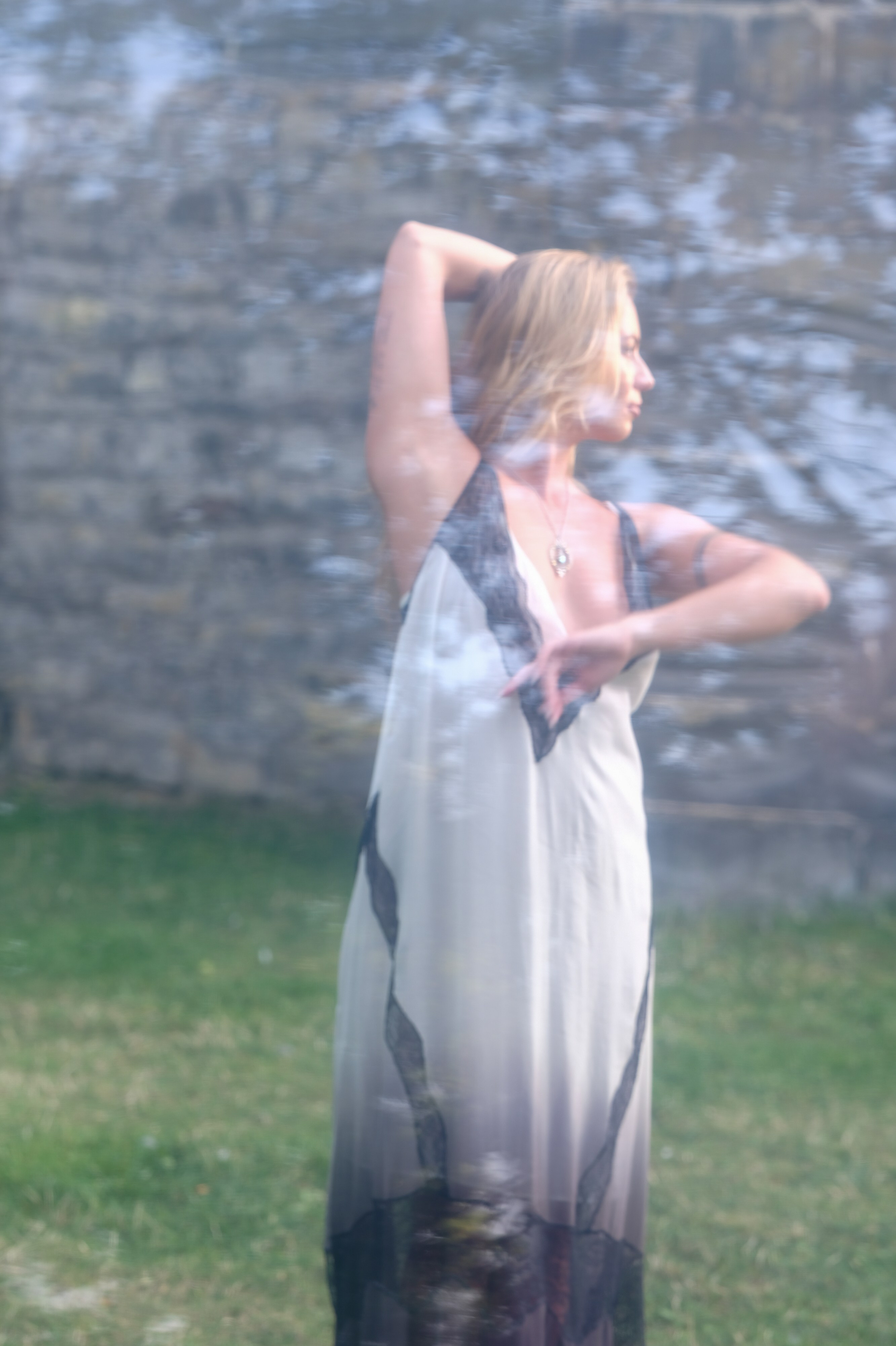 Настя. Фотограф в Москве и Праге: индивидуальные портреты, парные фотосессии