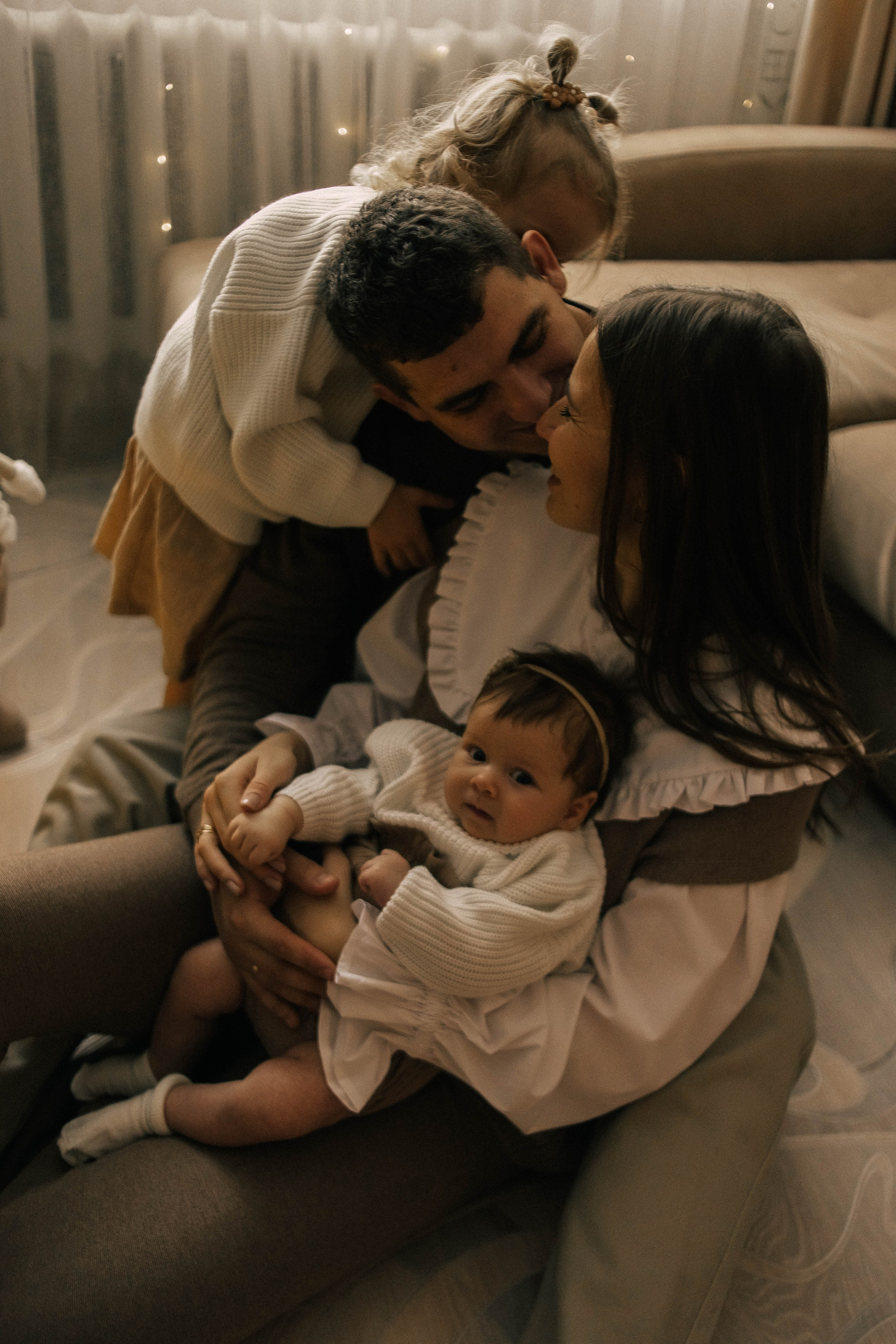 Анастасия, Андрей, Ариша и Анюта. Главная