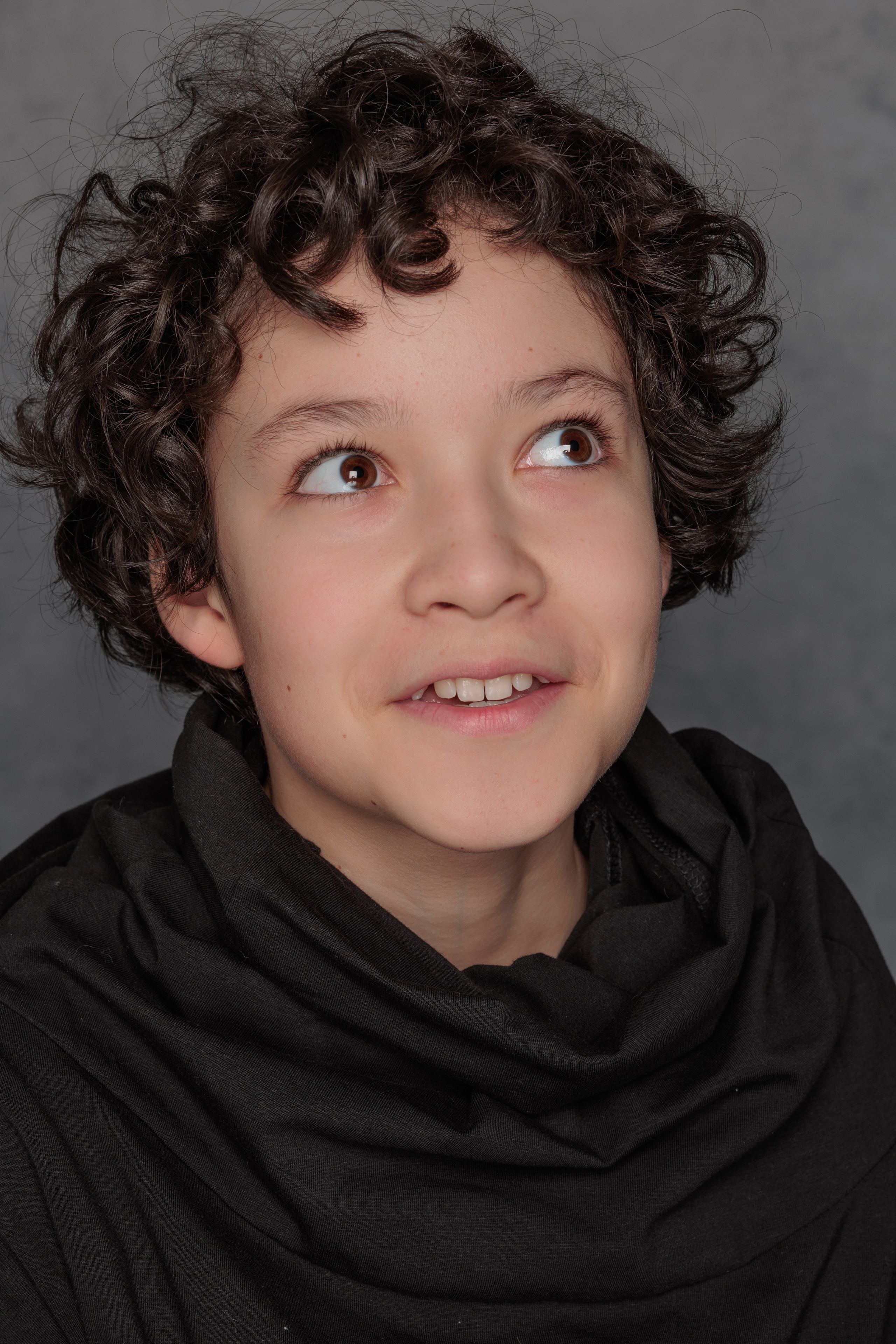 ЛЕОН. Я фотограф из Москвы к Вашим услугам