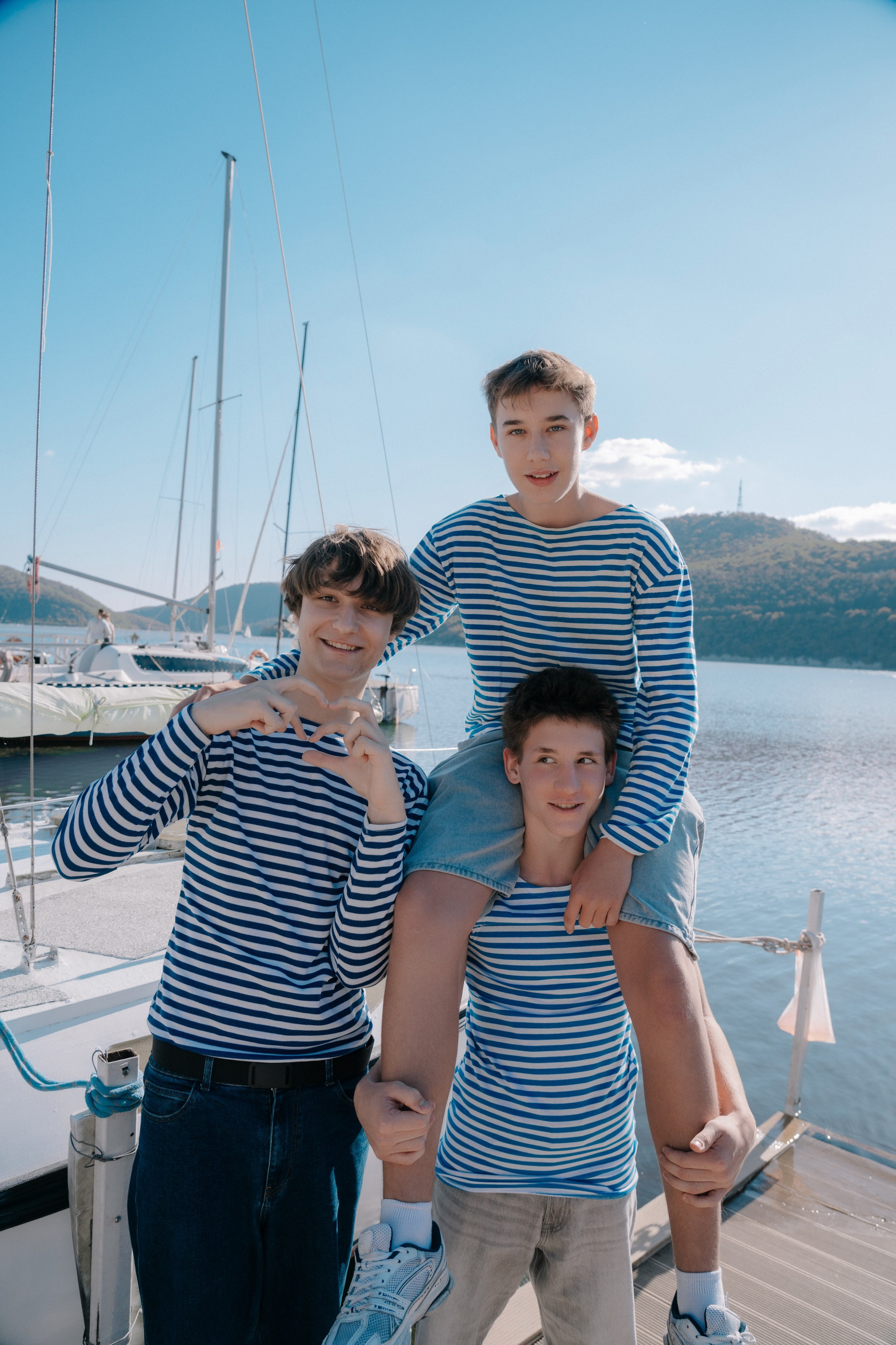 Абрау Селинг- старшая школа. Выпускные альбомы Натальи Бутко: Новороссийск, Анапа, Геленджик