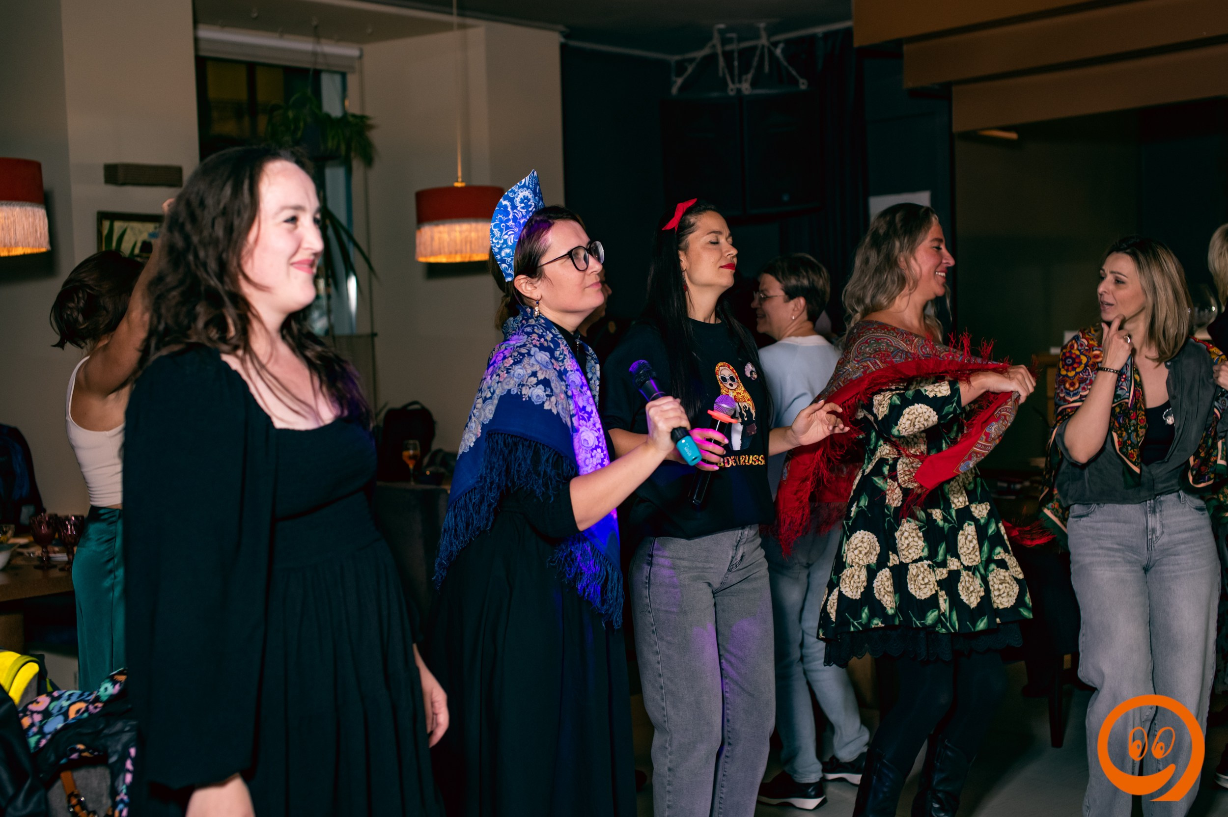 Поющие в ночи. Караоке | 19.09.2025. Галерея Фантим