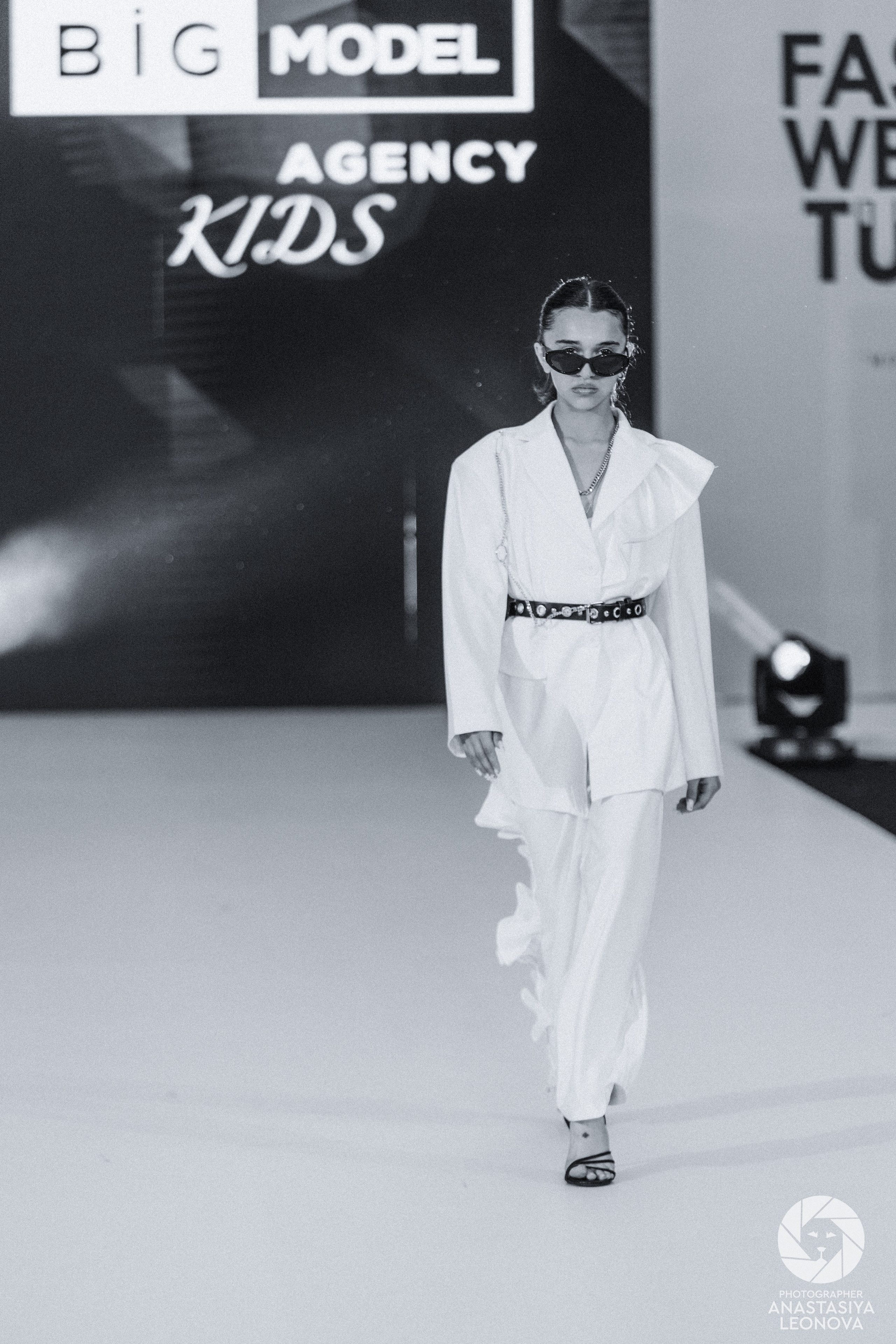 Fashion Week Türkiye [spring, 2025]. Anastasia Leonowa