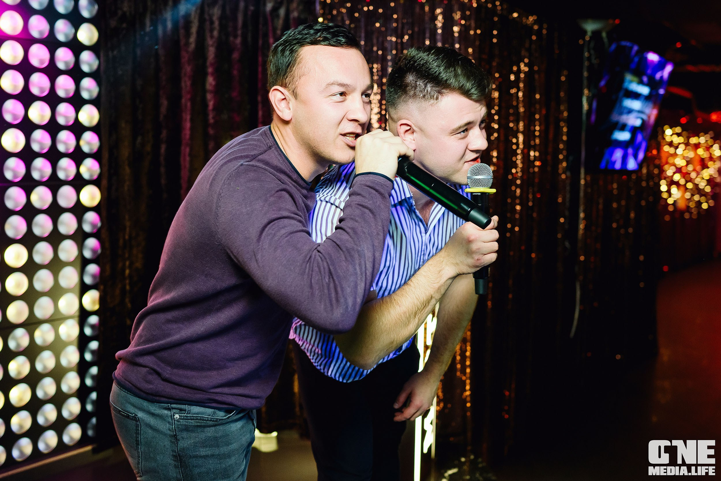 Christmas Karaoke Show в Эйфории. Часть 2. One Media Life: фоторепортажи, фотоотчеты с мероприятий и заведений
