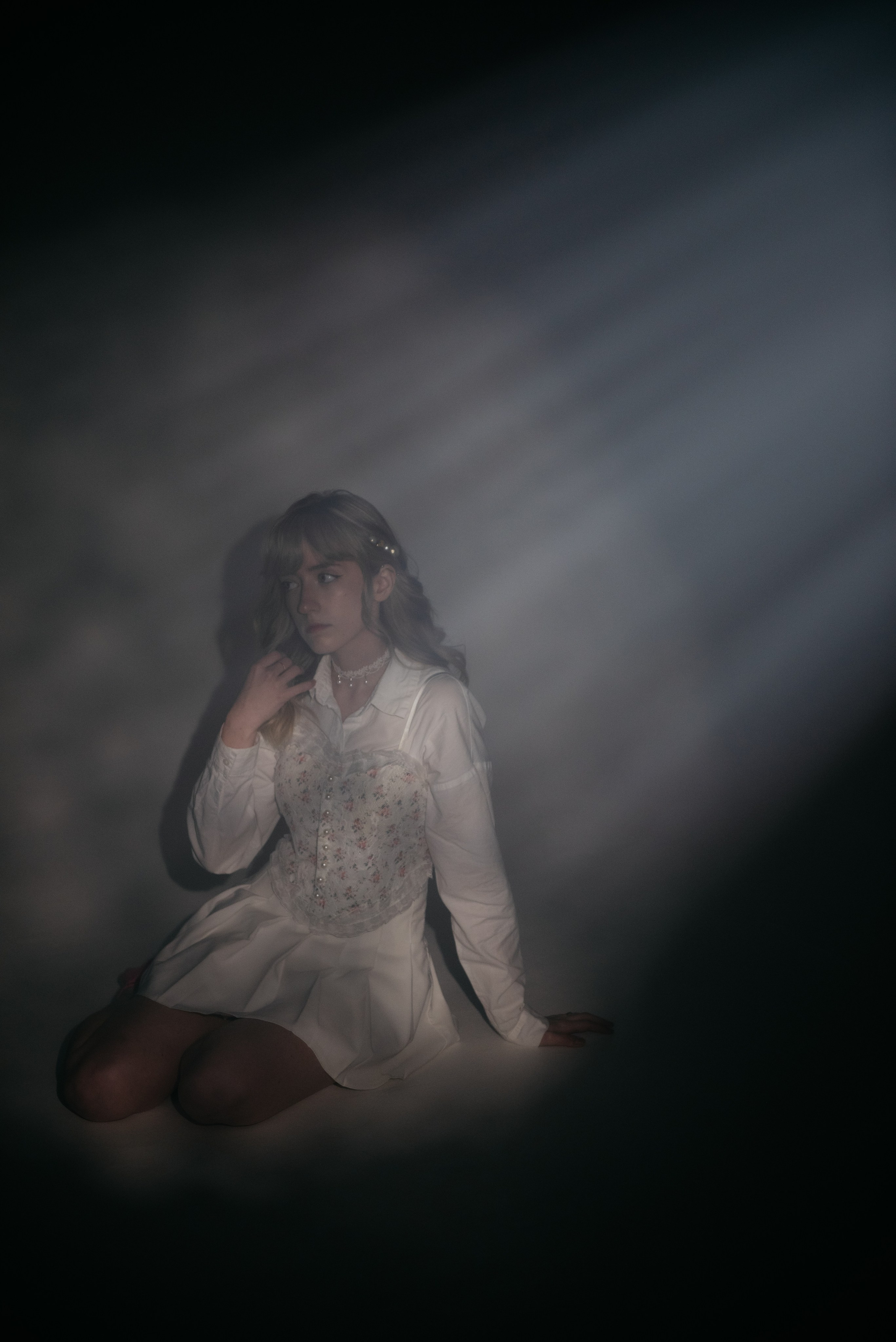 Съемка в студии — луна