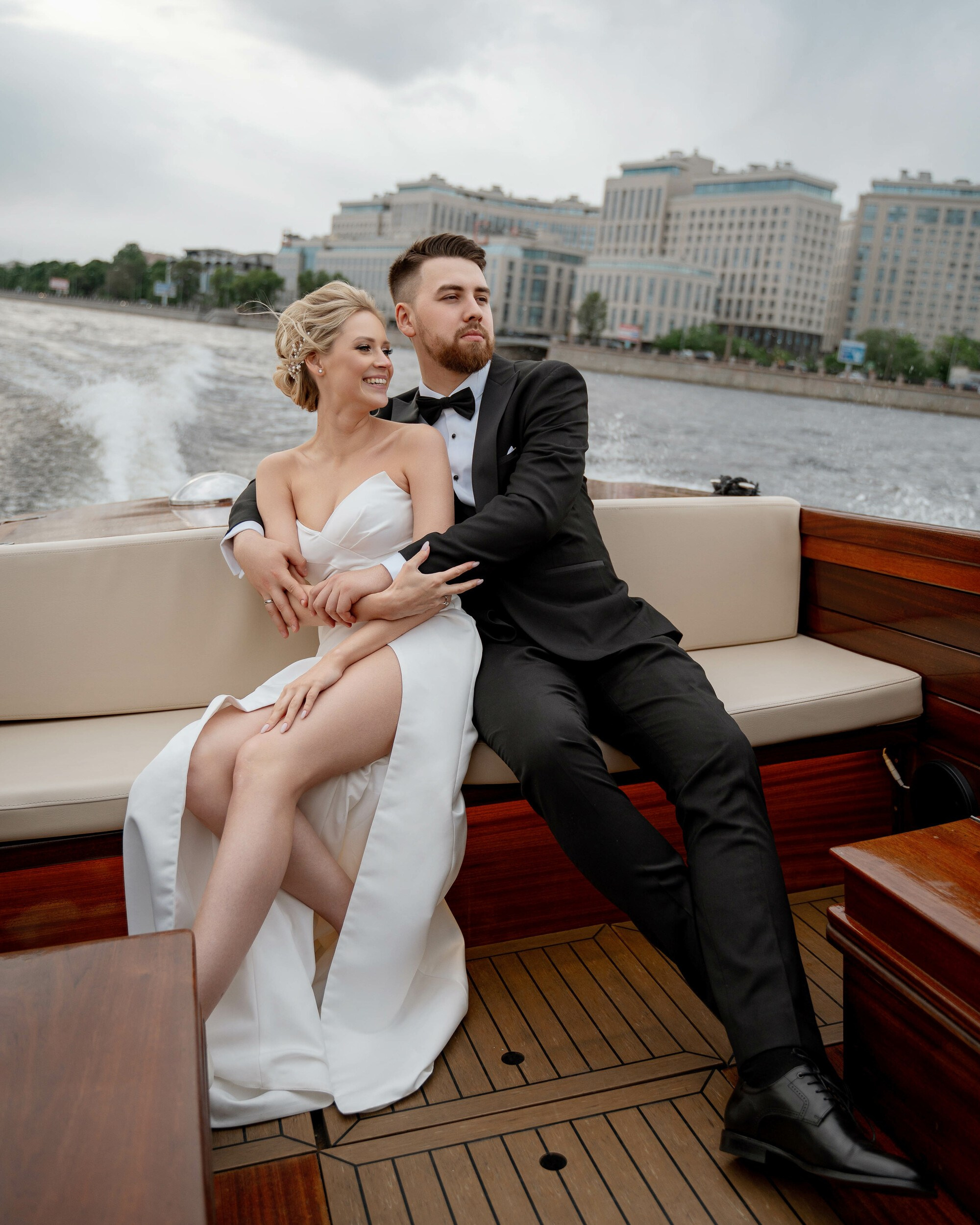 Свадьба для двоих в отеле Wawelberg и на катере. Свадебный фотограф в Санкт-Петербурге и Москве Андрей Нестеров