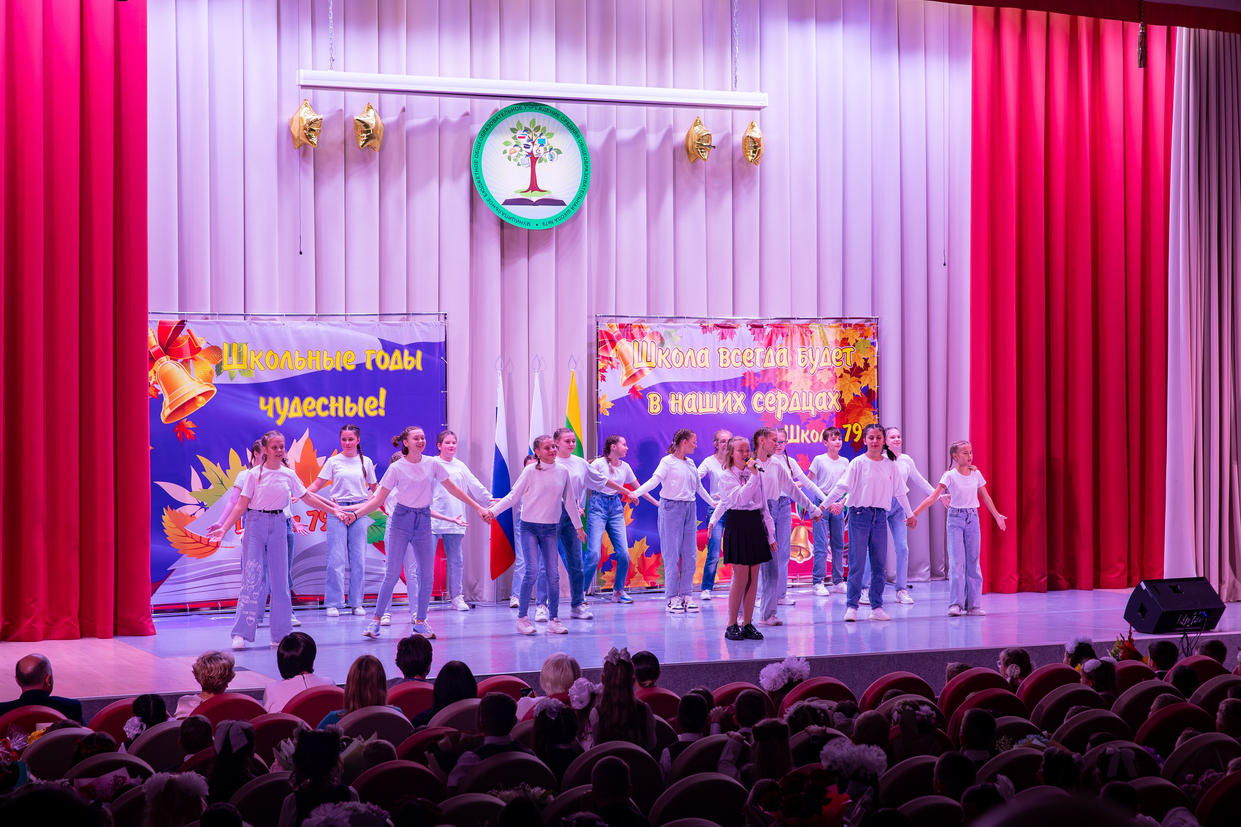 Фото и видео на выпускной в школе и детском саду. Свадебный, семейный видеограф и фотограф в Екатеринбурге Николай Рыков