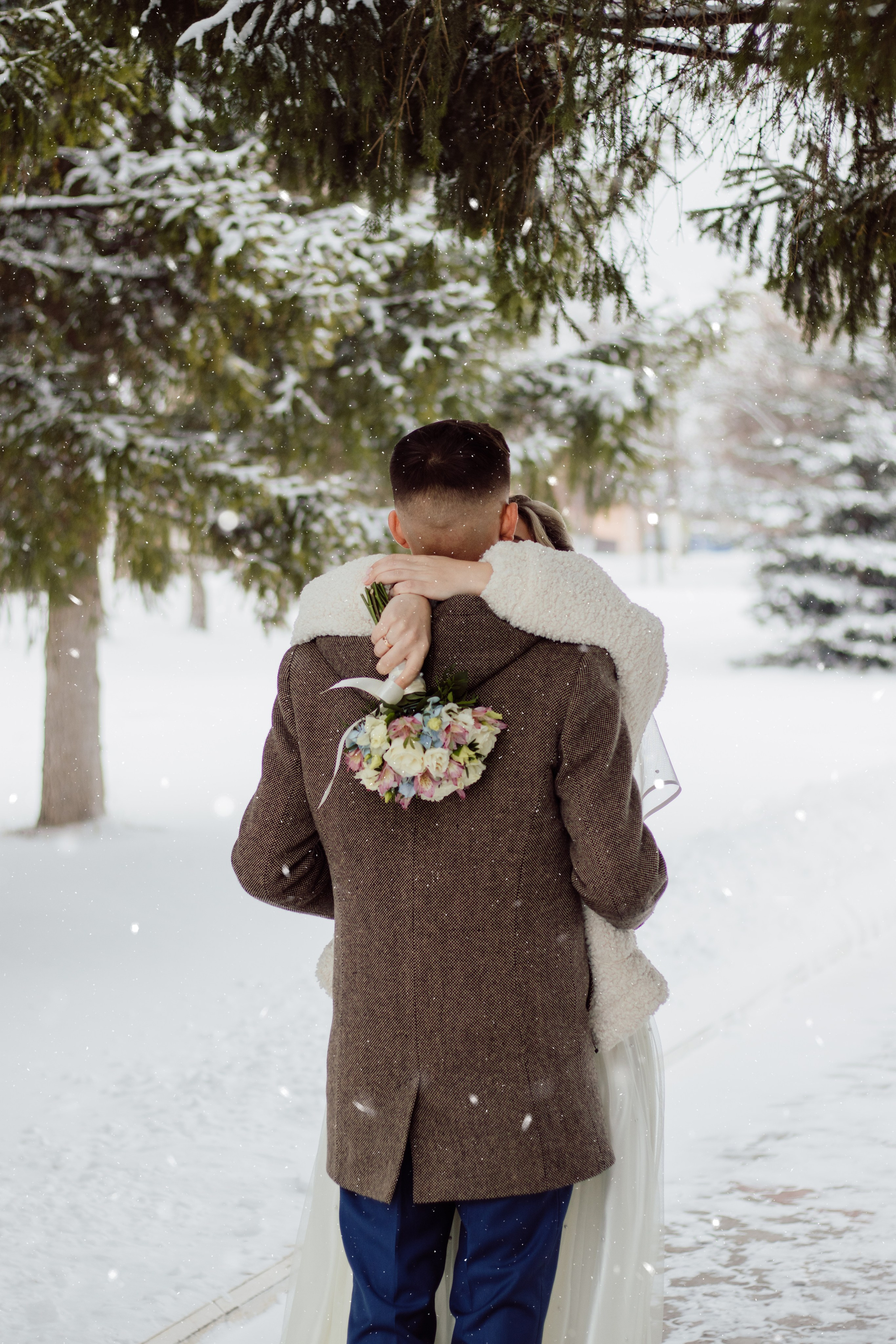 Профессиональный свадебный фотограф в Уфе от 3000 руб. Свадебный и семейный фотограф в Уфе и Башкирии Дмитрий Коломеец