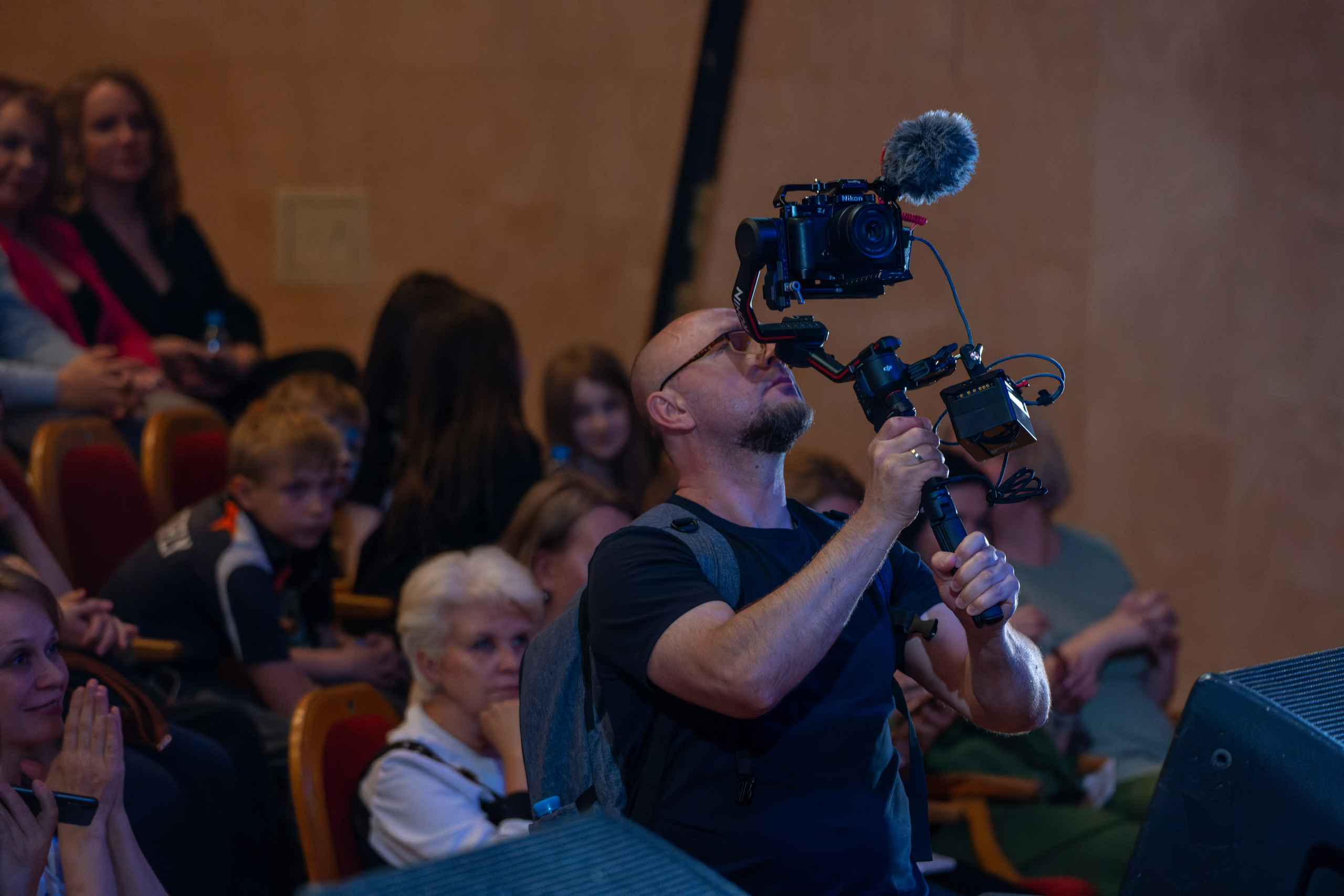 Съёмка благотворительного спектакля «Новая история деревянного мальчика». «Студия DRONAVT`s» — видеосъёмка и фотография г. Москва