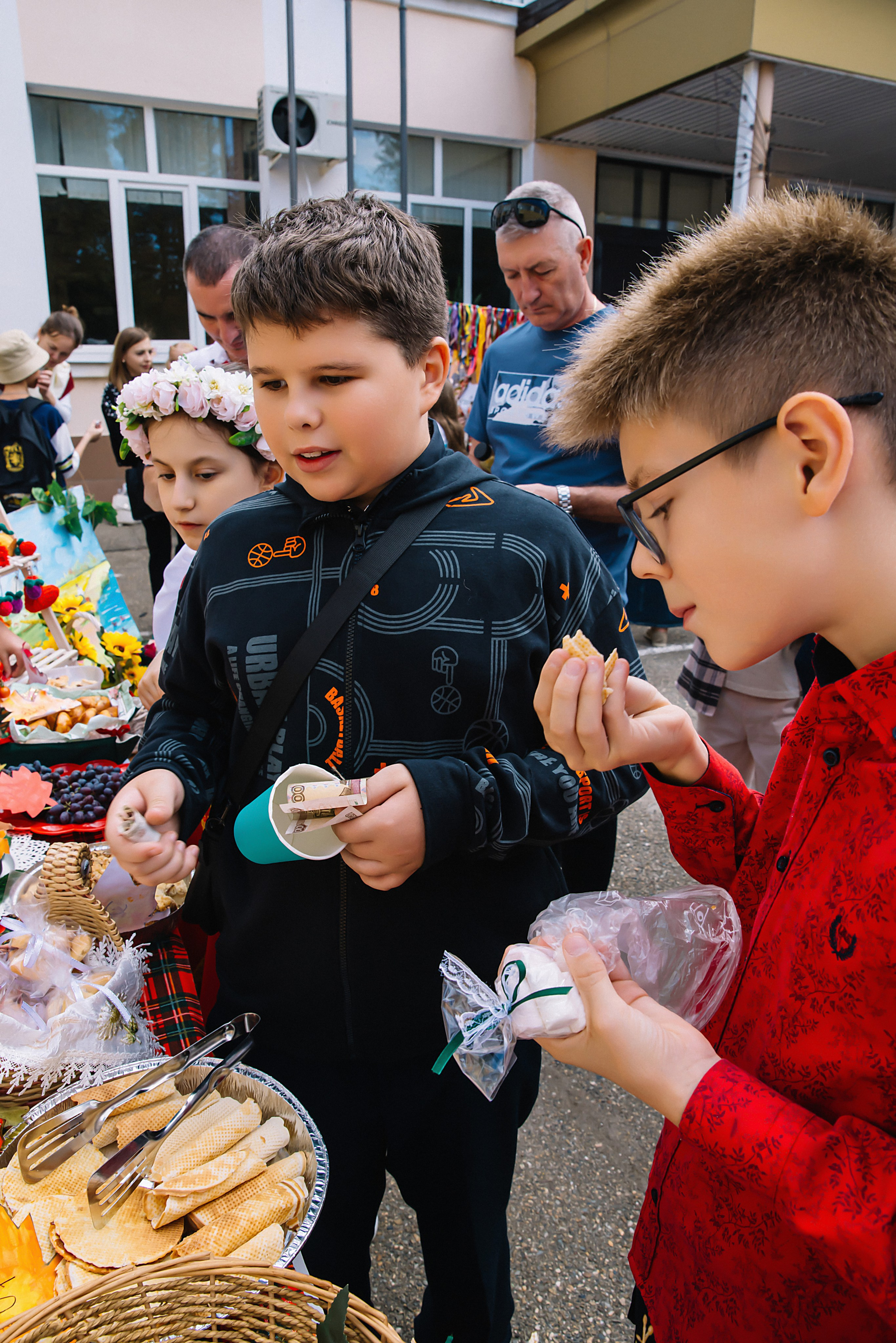Школьная ярмарка Лицей№ 4. Фотограф и Видеограф в Краснодаре Юлия Солодченко