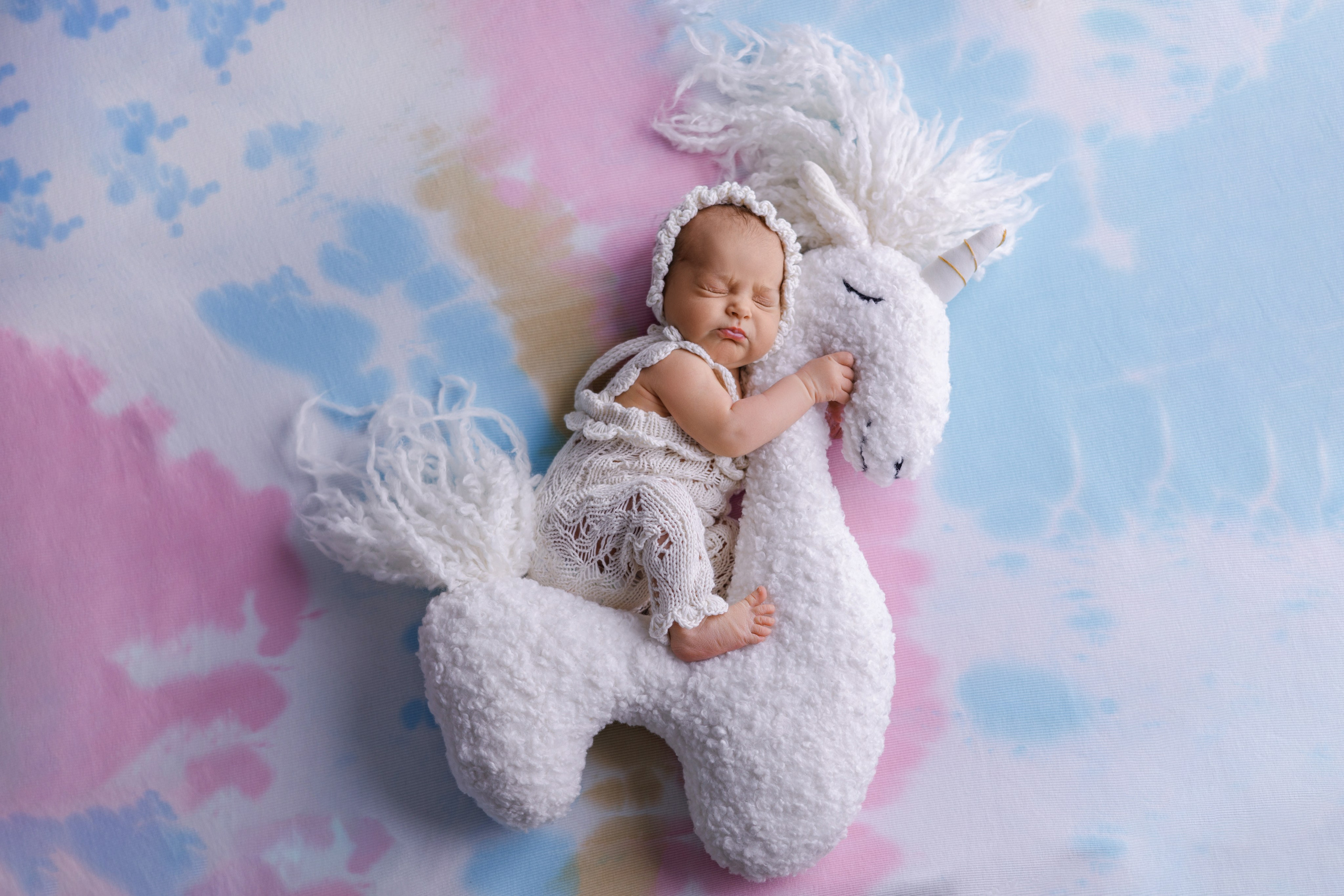 Мира. Евгения Горбунова фотограф новорожденных в Новом Уренгое