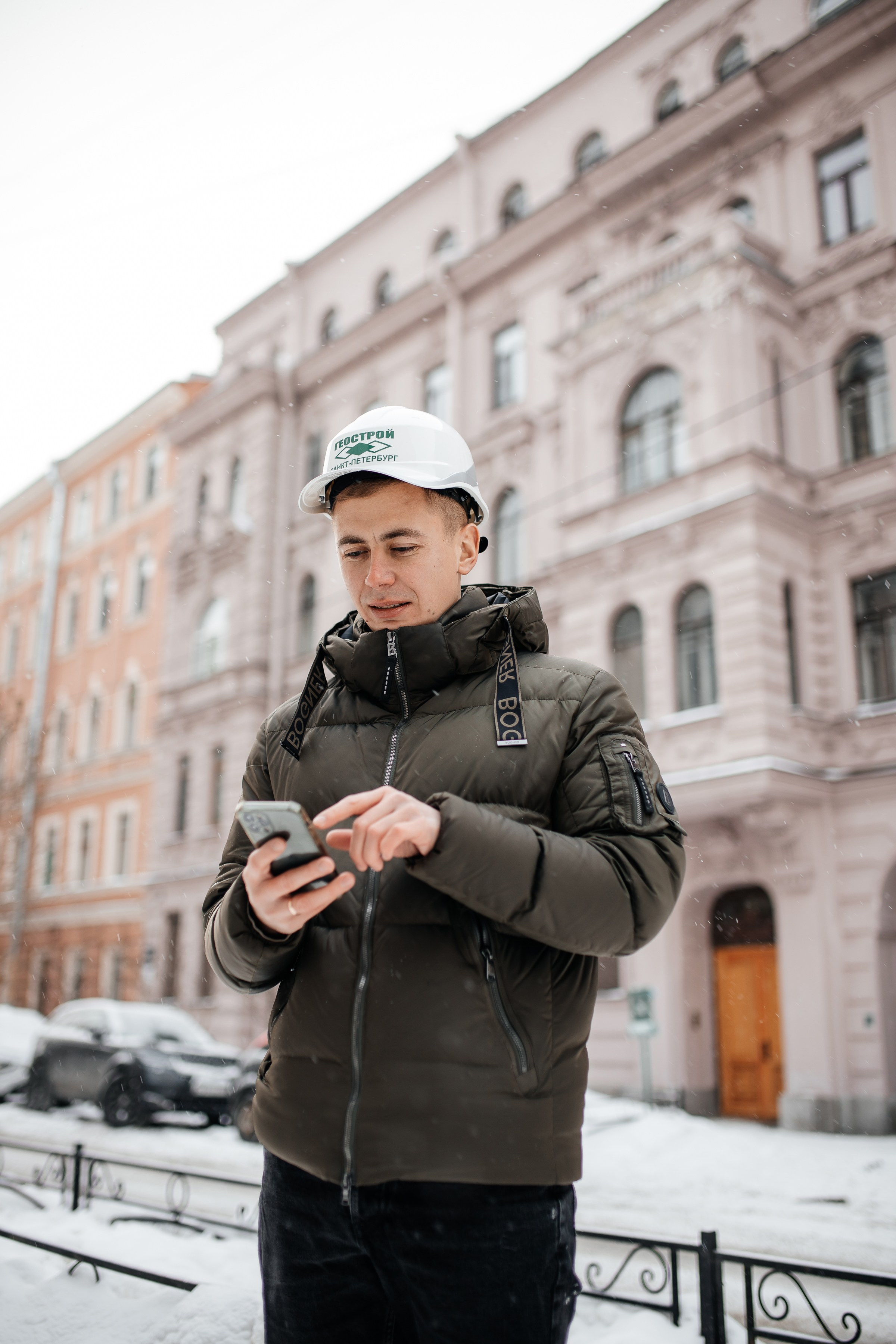 Ян строитель. Фотограф Санкт-Петербург Раднаева Юлия