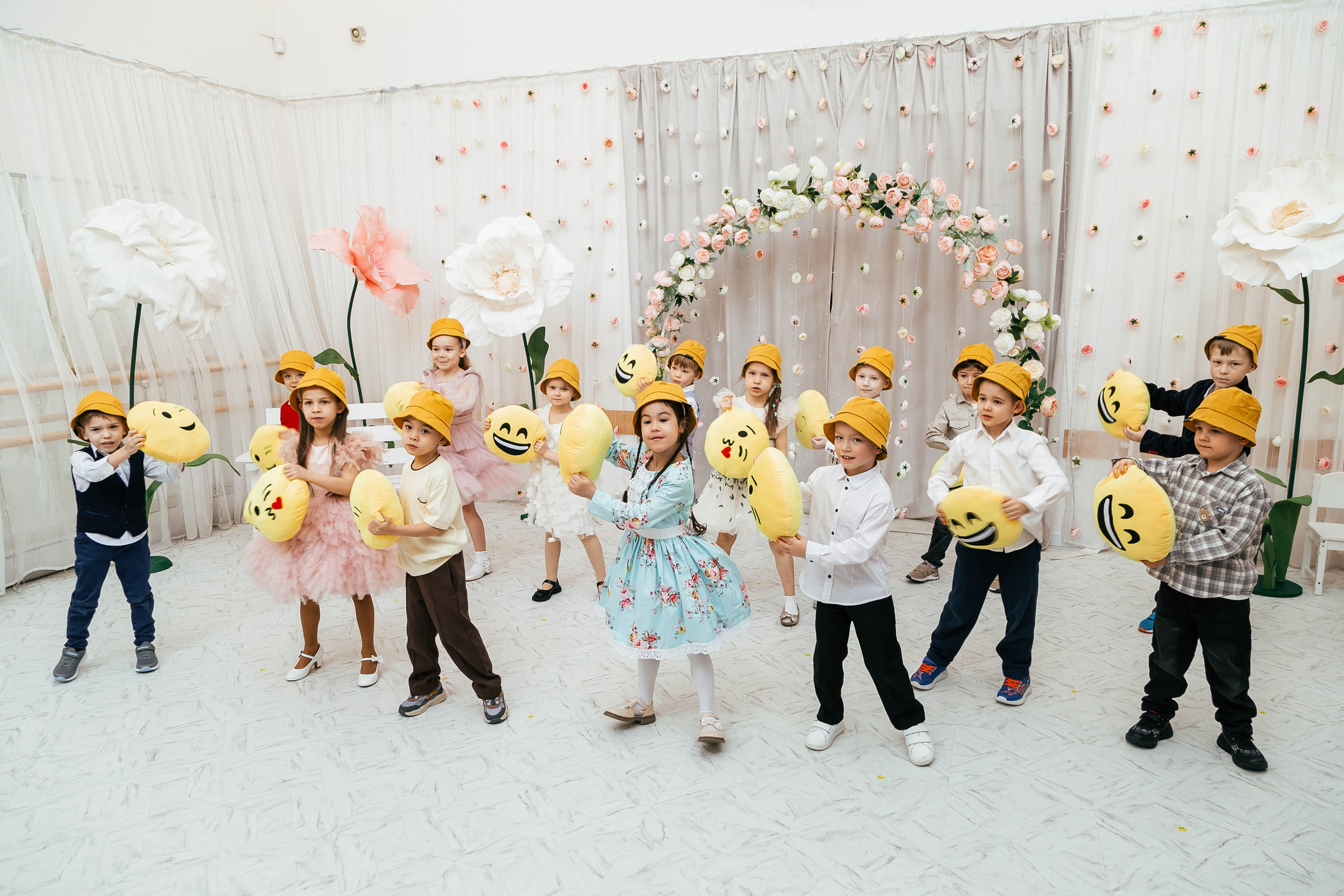 Утренник в саду. Фотограф Анна Татаурова | Авторская фотосъемка в Москве