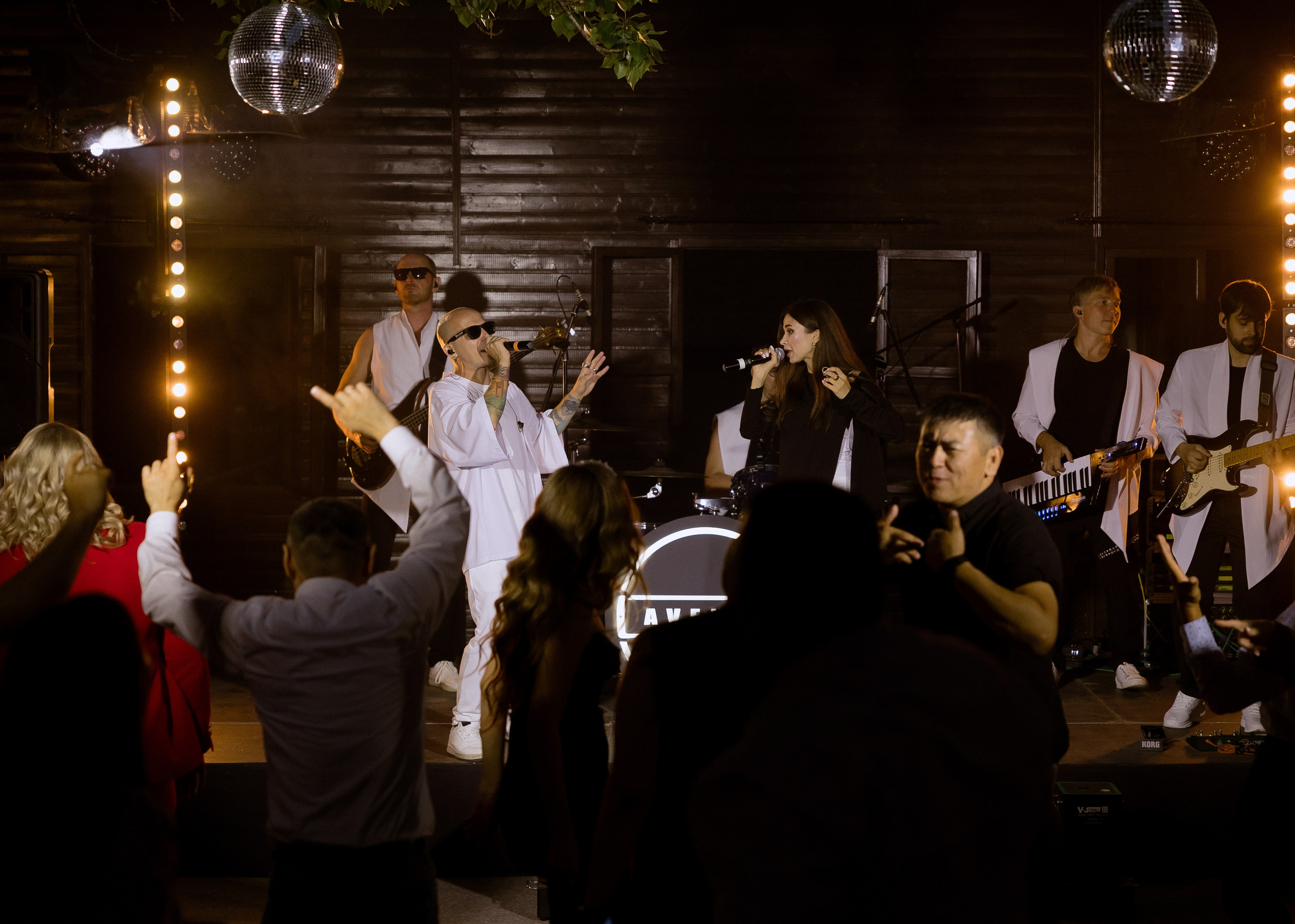 Дмитрий и Алита. Фотограф Эмиль Исякаев