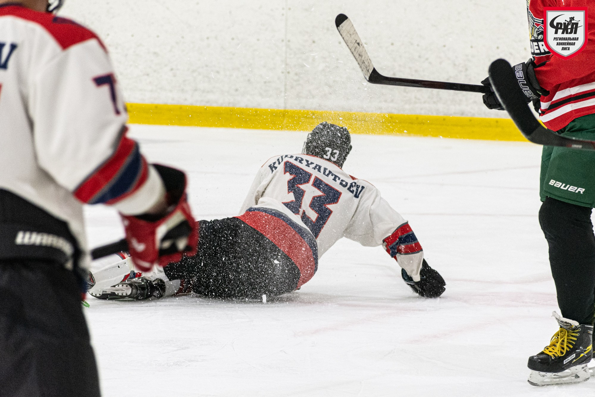 Хоккей. Фотограф Максим Буряк