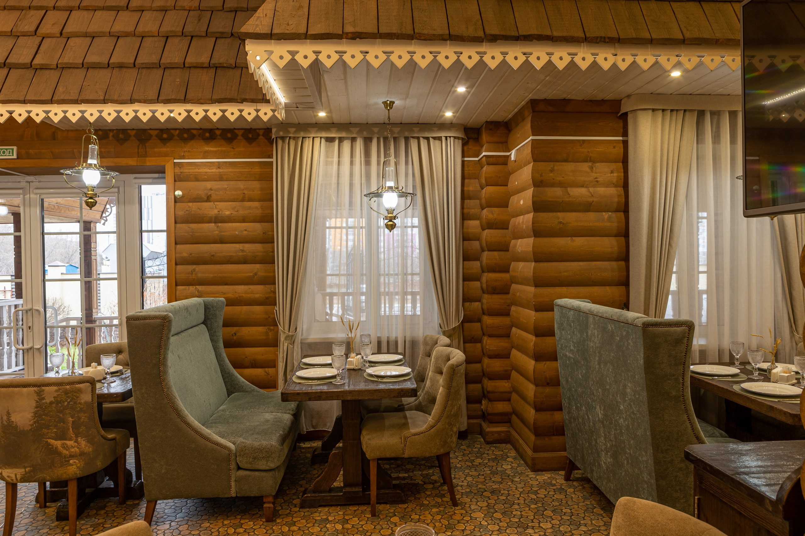 Большой банкетный зал ресторана «Дача»