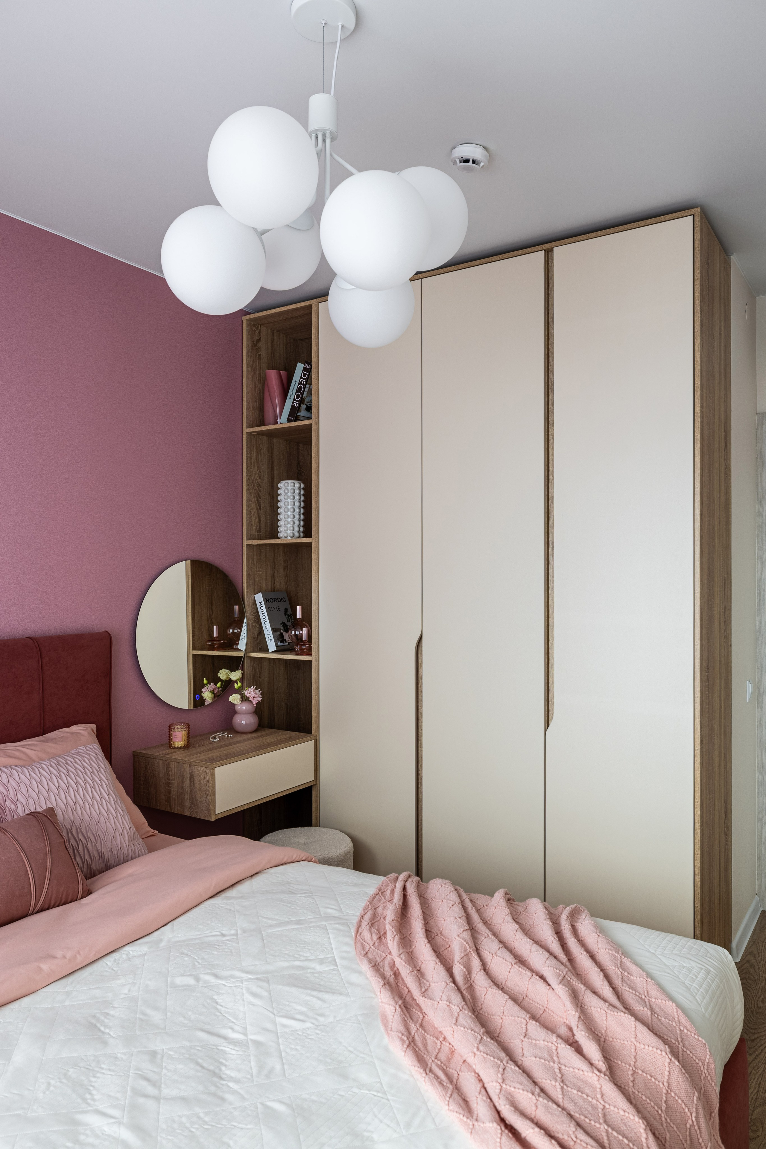 Леденцовый контемпорари с элементами глэм-софт. Veselinskiy| Интерьерный фотограф | Москва