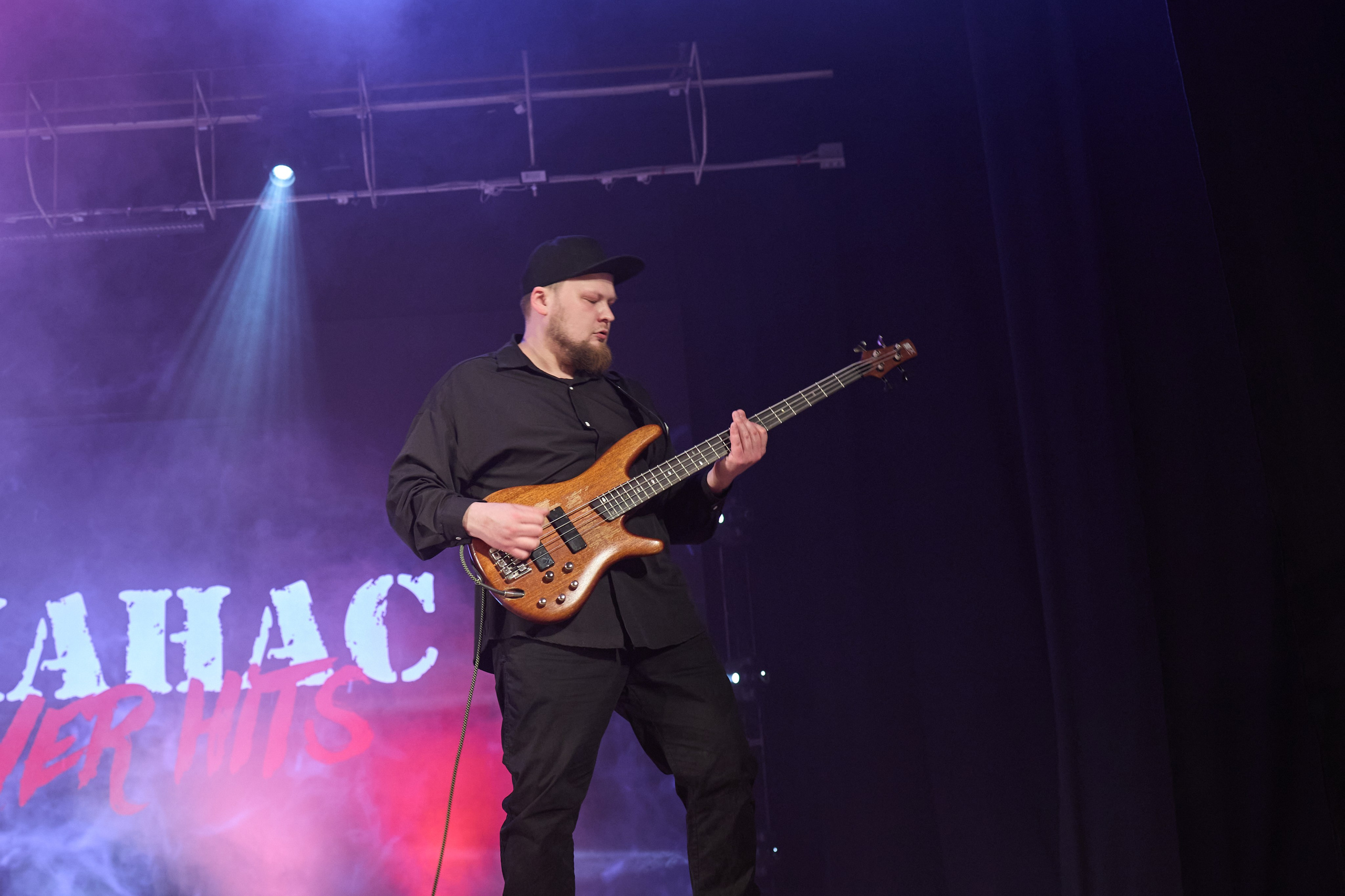 Гр. Ананас концерт 20.02.26. Фотограф видеооператор Пермский край, Пермь, Оса Руслан Саматов