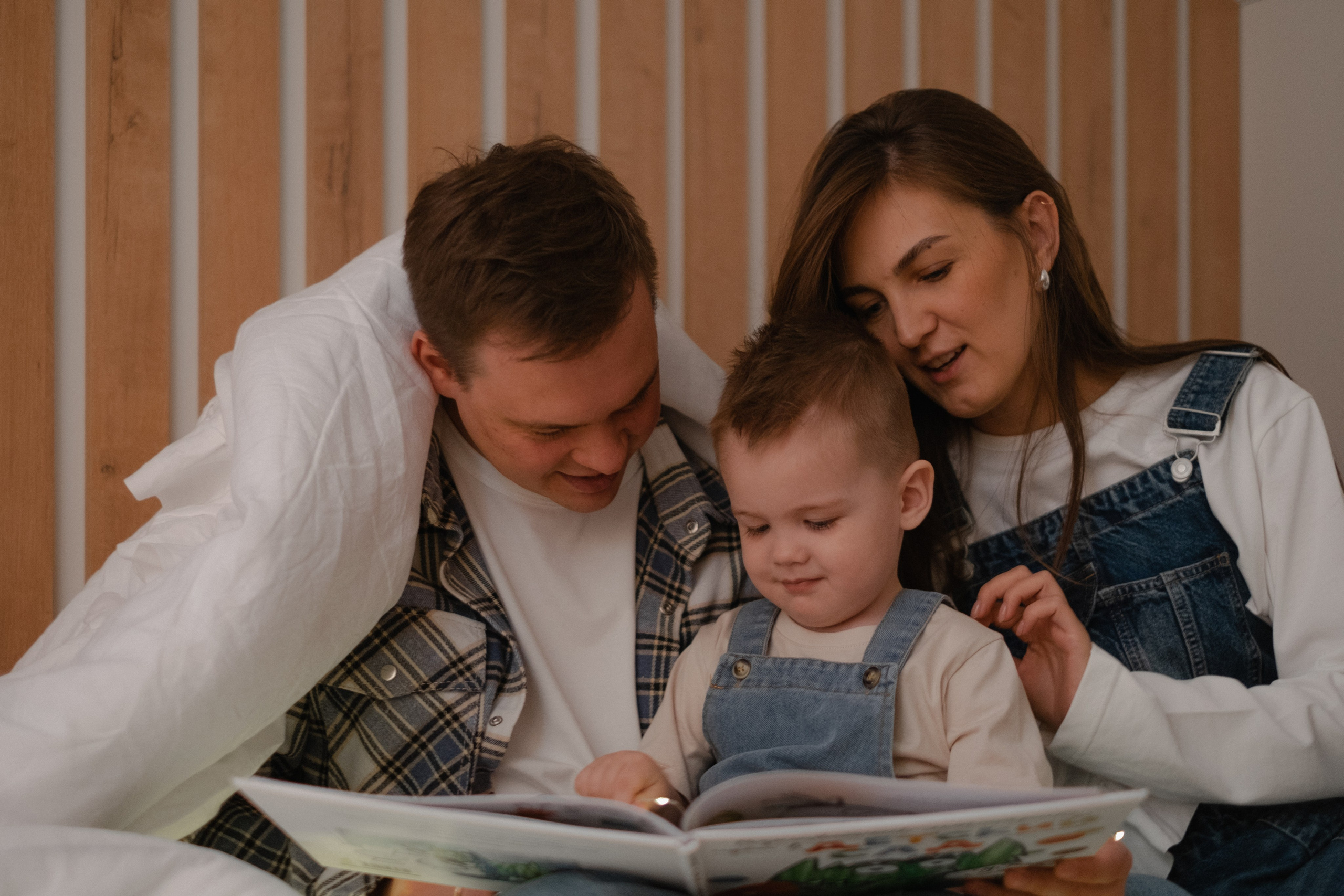 Элла, Кирилл, Алиса и Даниил | домашняя съемка. Фотограф в Новосибирске Диана Ильиных