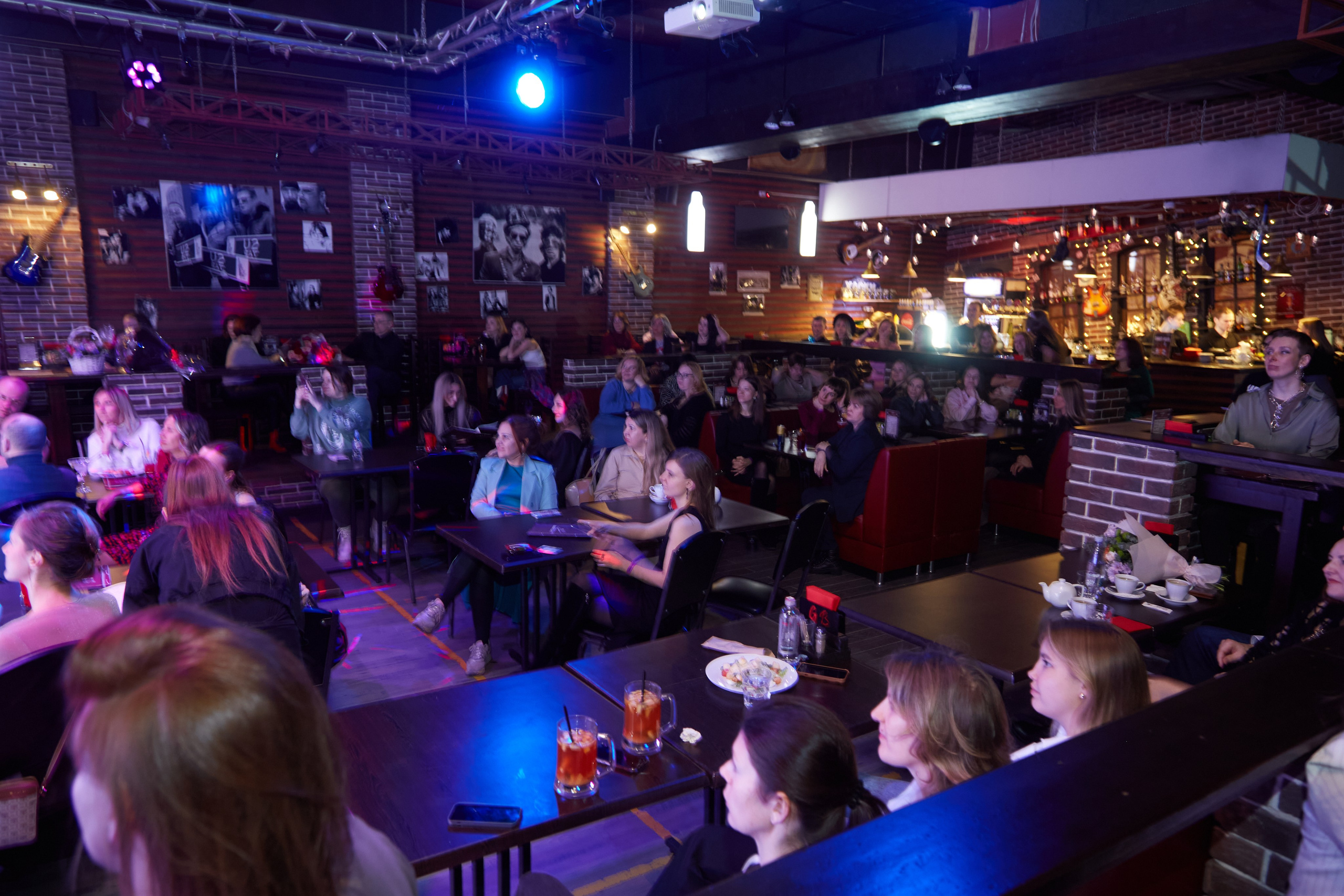 Сольный концерт Алёны Трофеевой в Москве. Свадебный фотограф Москва и Московская область Борисов Сергей