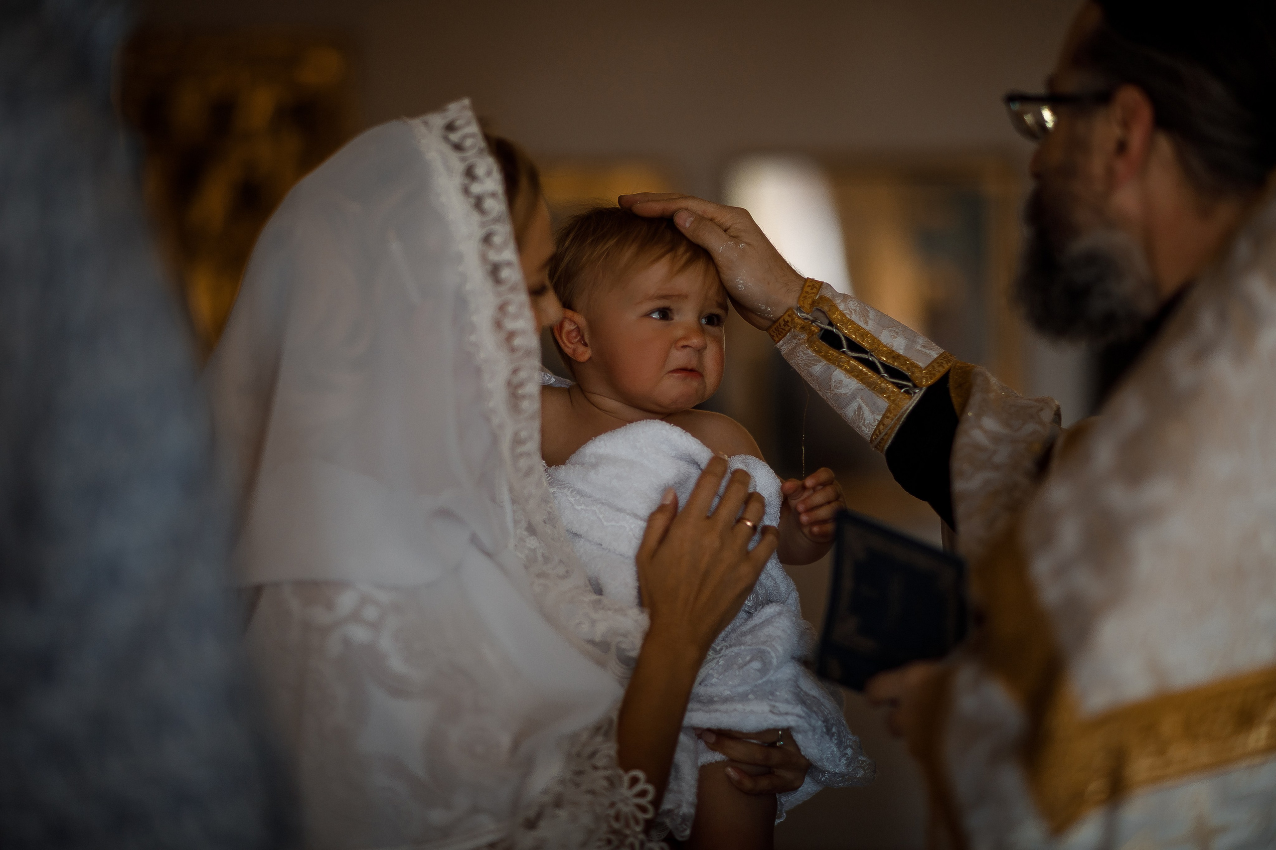 Таинство крещения. Фотограф материнства и таинства кормления Екатерина Кузьмин