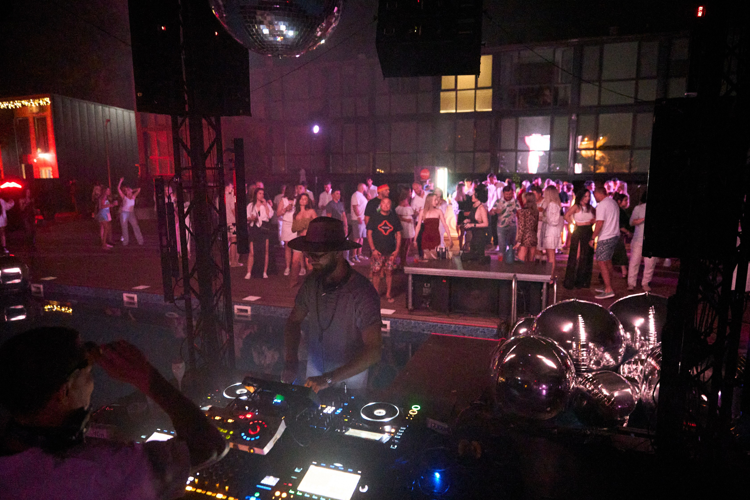 FACE2FACE. Фотограф Максим Маркелов