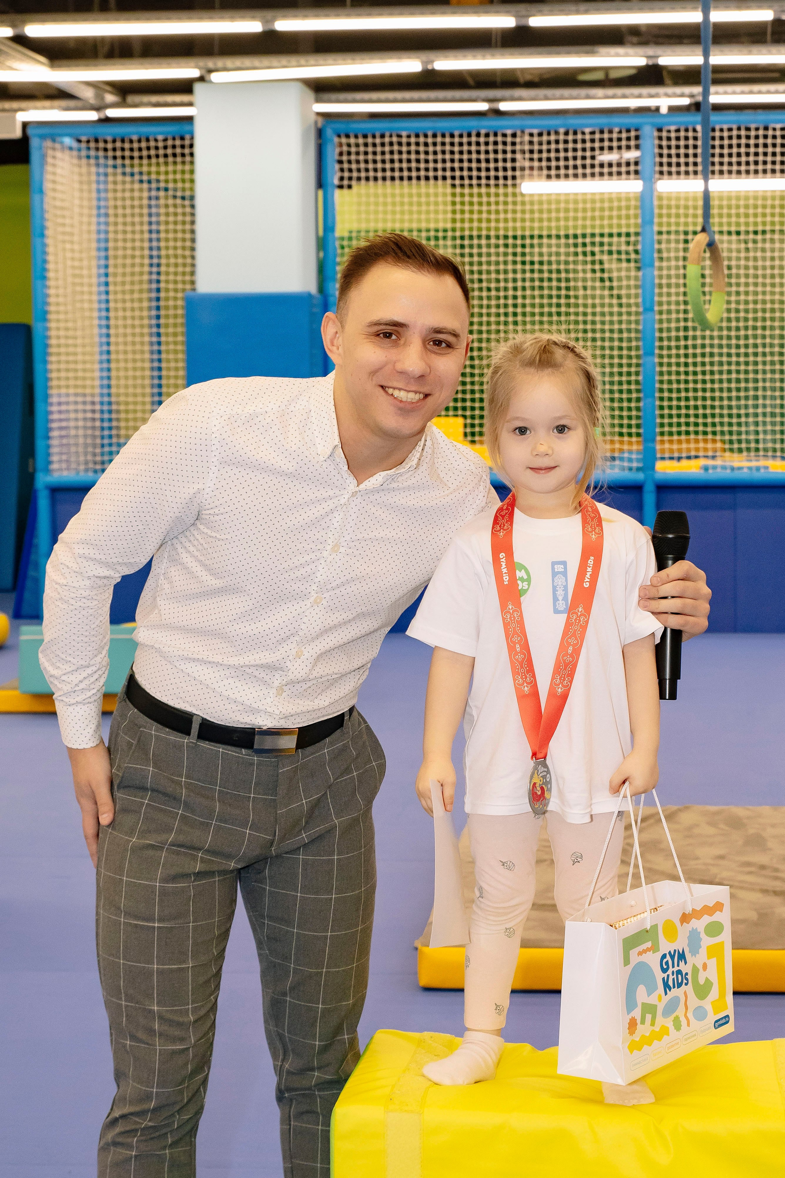 Соревнования по гимнастике в Gymkids Чертаново. Профессиональный фотограф в Москве | Заказать фотосессию и съемку