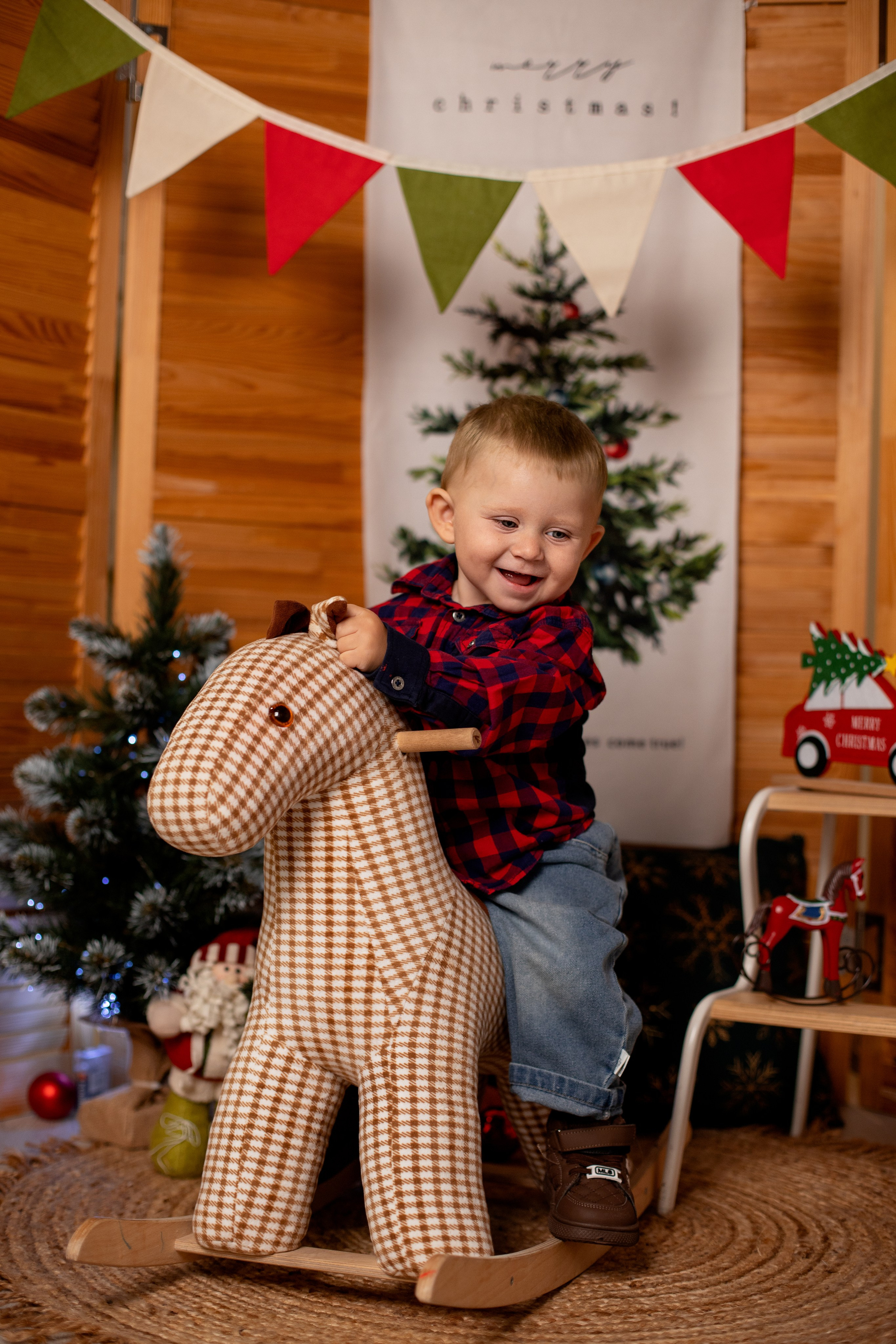 Портретный фотограф Ивона. Фотостудия во Всеволожске. Подходит для всех творческих проектов