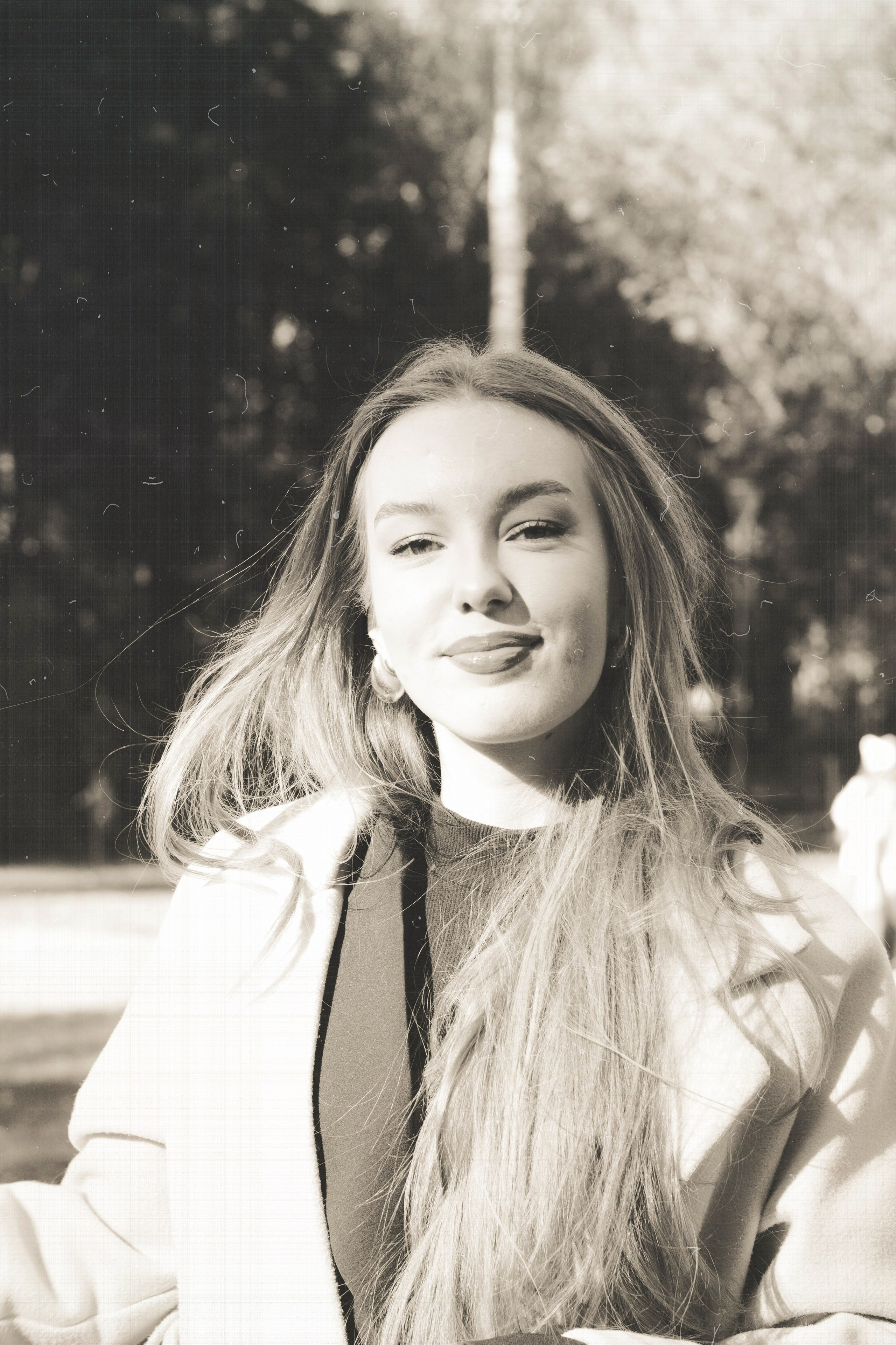 Sofiya. Я — Алёна и я фотографирую красиво (е)
