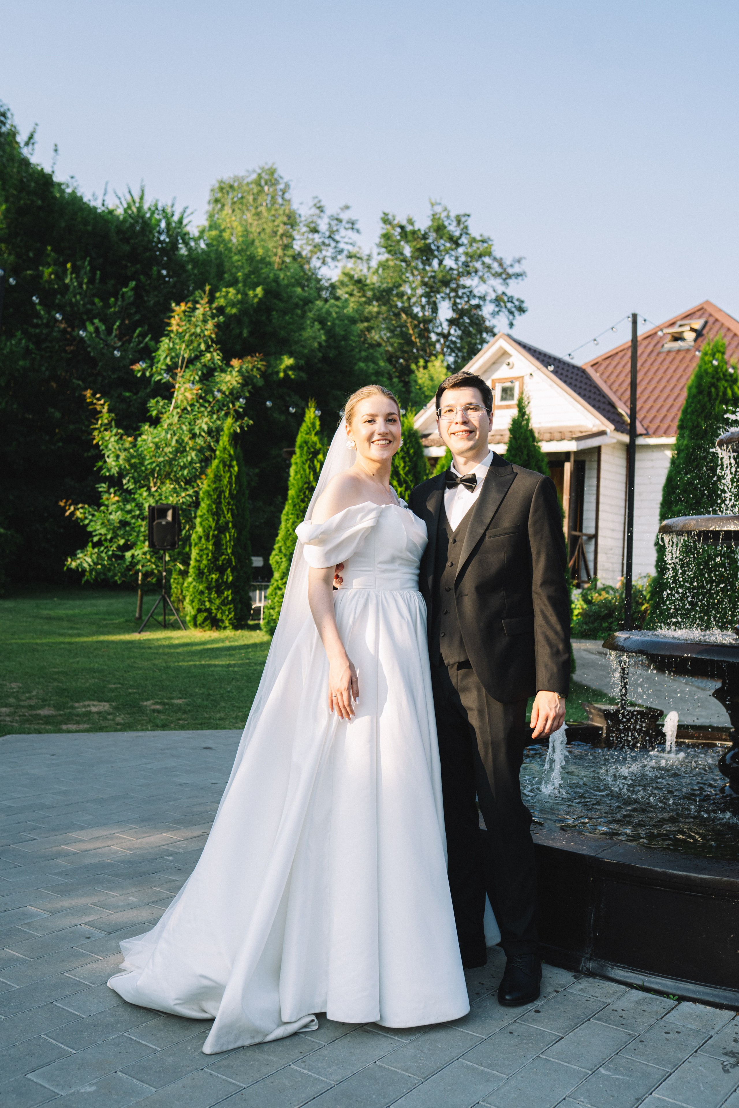 Evgenii & Natalia. Я — Алёна и я фотографирую красиво (е)