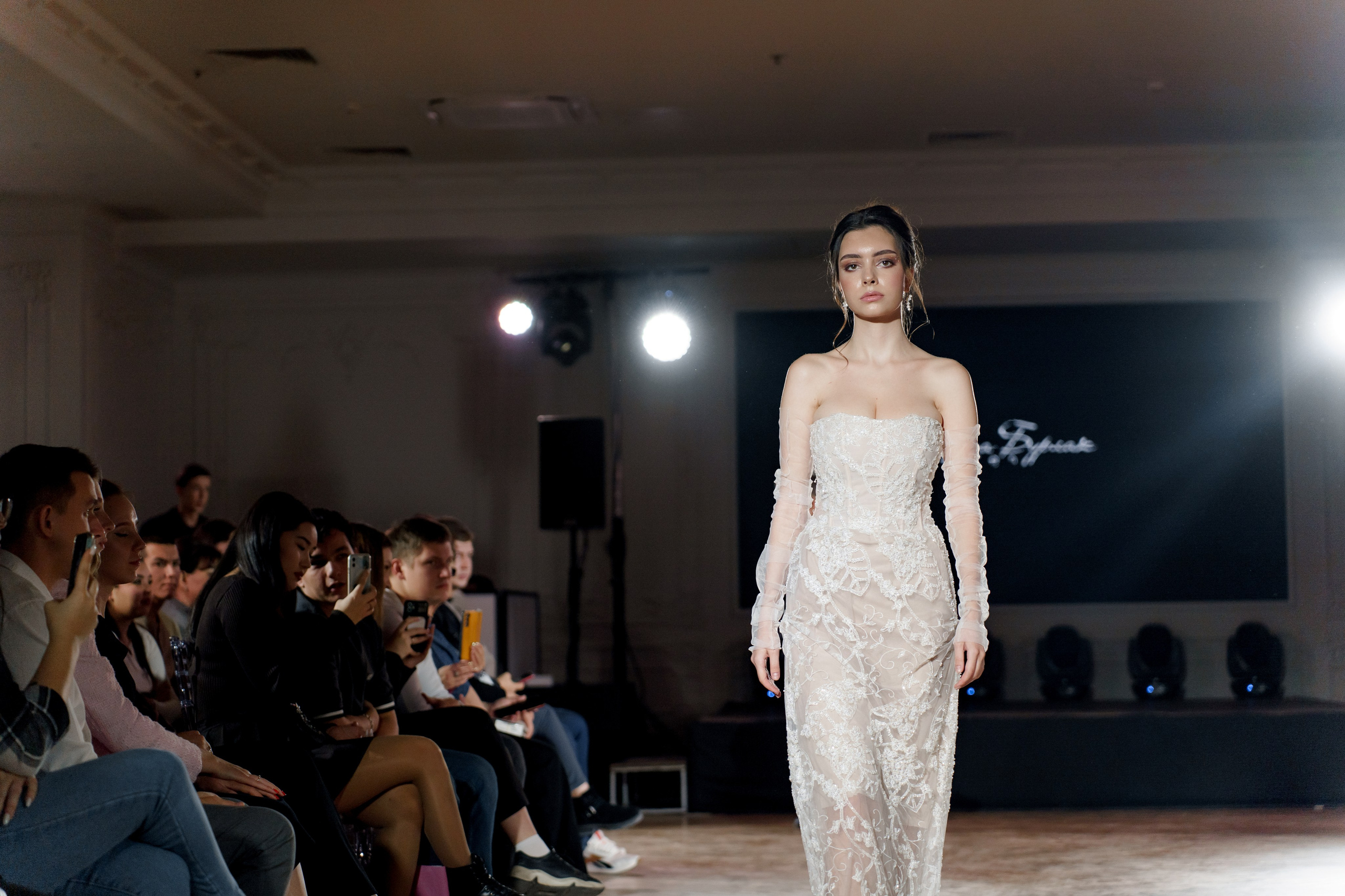 Выставка свадебных специалистов «Свадьба на 1000%». Свадебный фотограф в Санкт-Петербурге