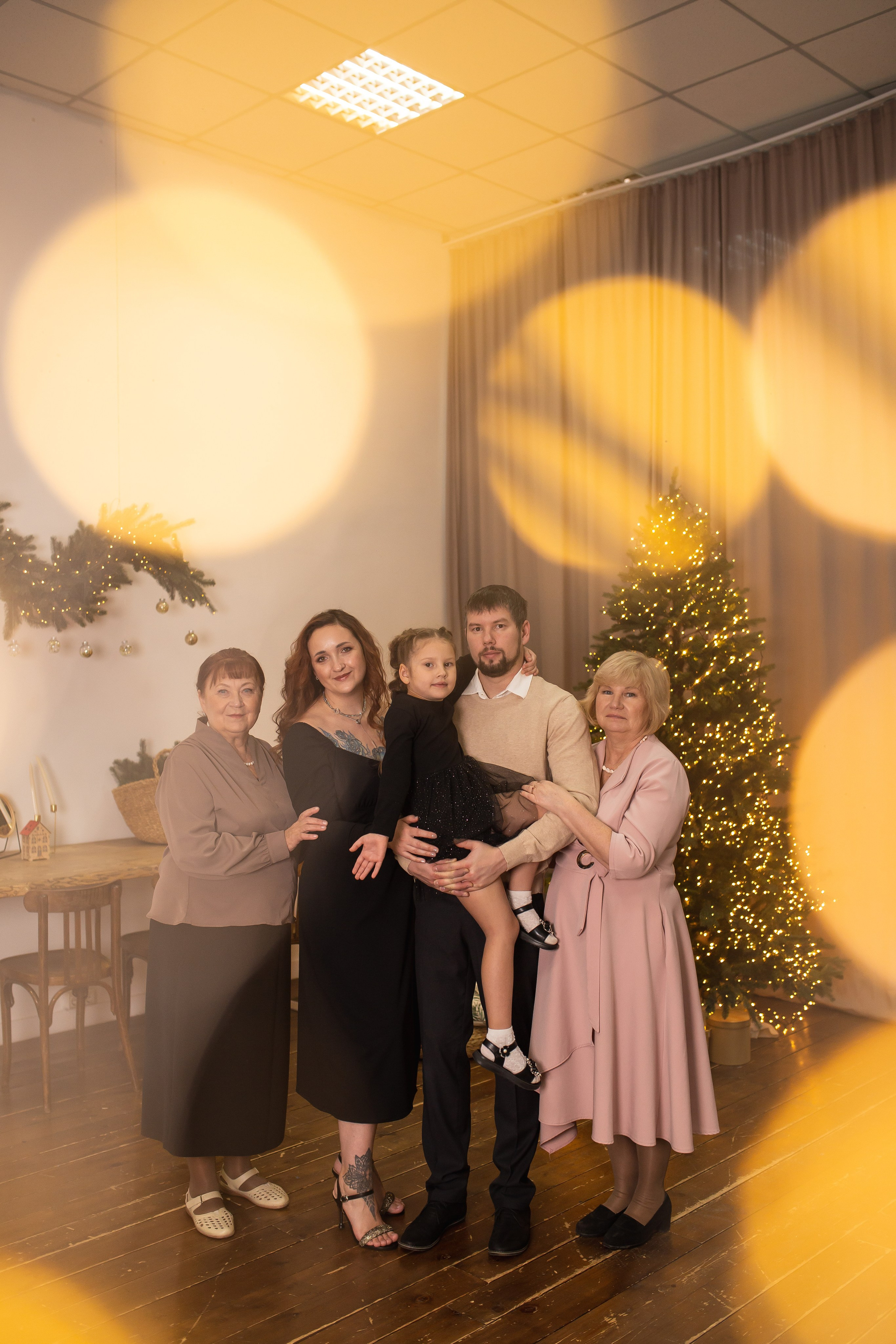 фотографтольятти #фотографтлт #семейнаяфотосессия #домашняяфотосессиятольятти #мамытольятти #тлт #тольятти #фотоистория #семейныетрадиции #новогодняяфотосессиятольятти #фотограф