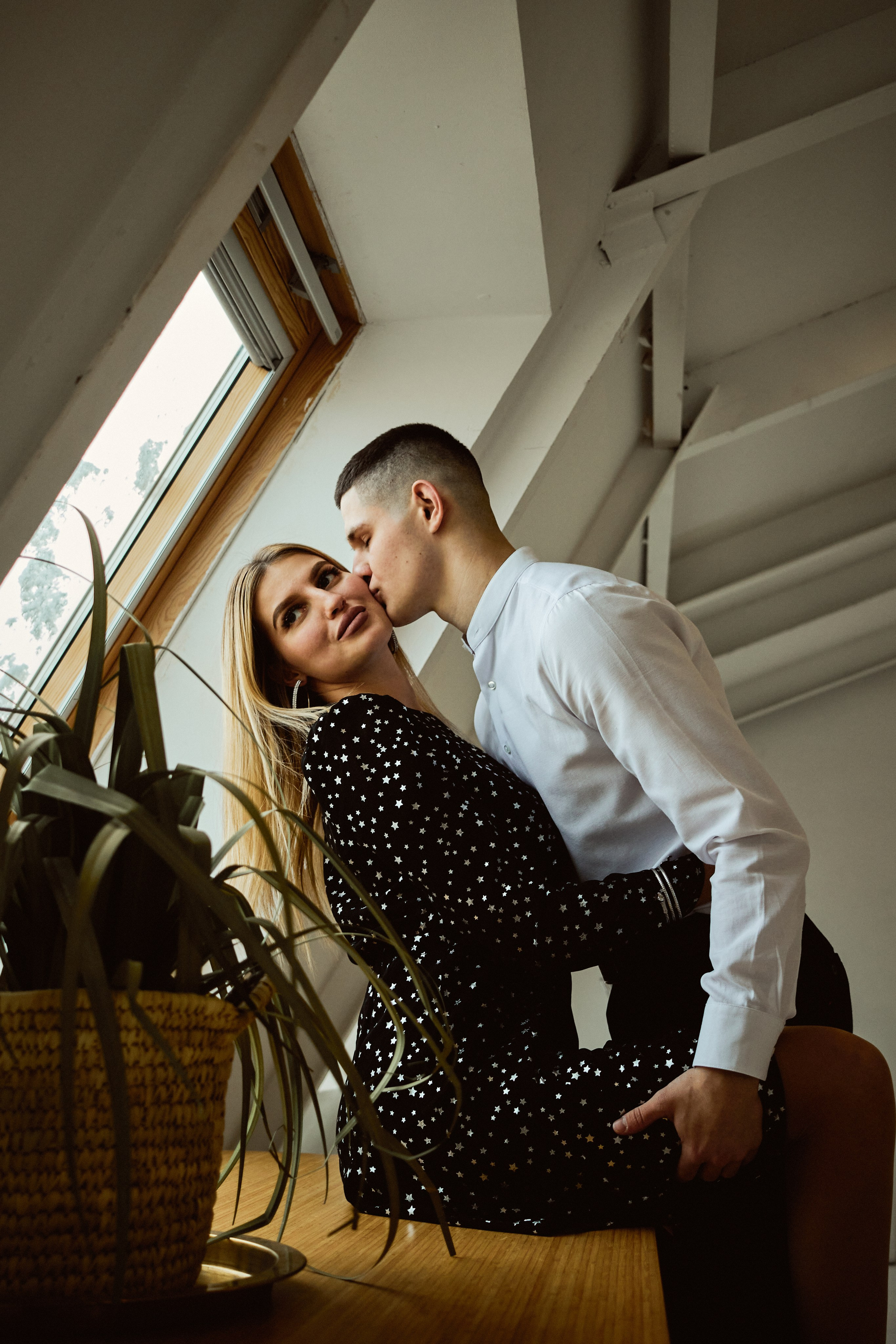 «Мы не умеем позировать!». Свадебный фотограф Анастасия Лахтионова