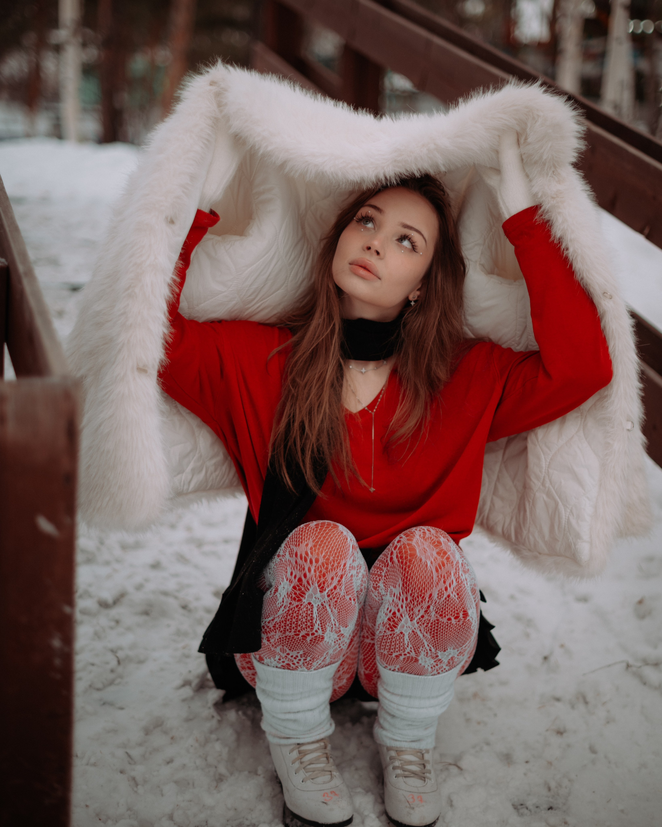 Ирина. Женский фотограф. Создатель украшений ручной работы. Модель