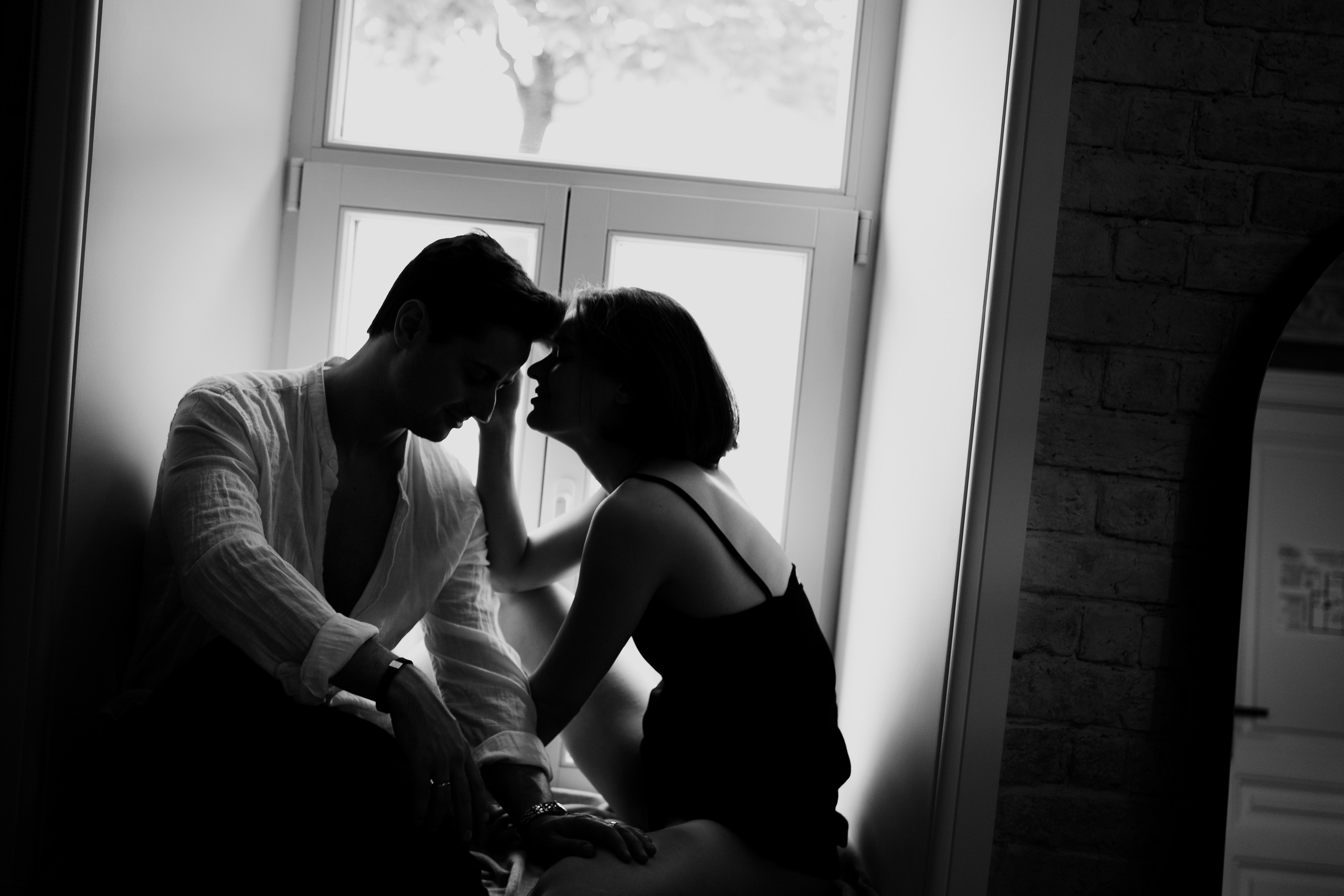 I am Diana, a portrait photographer. I take pictures around the world