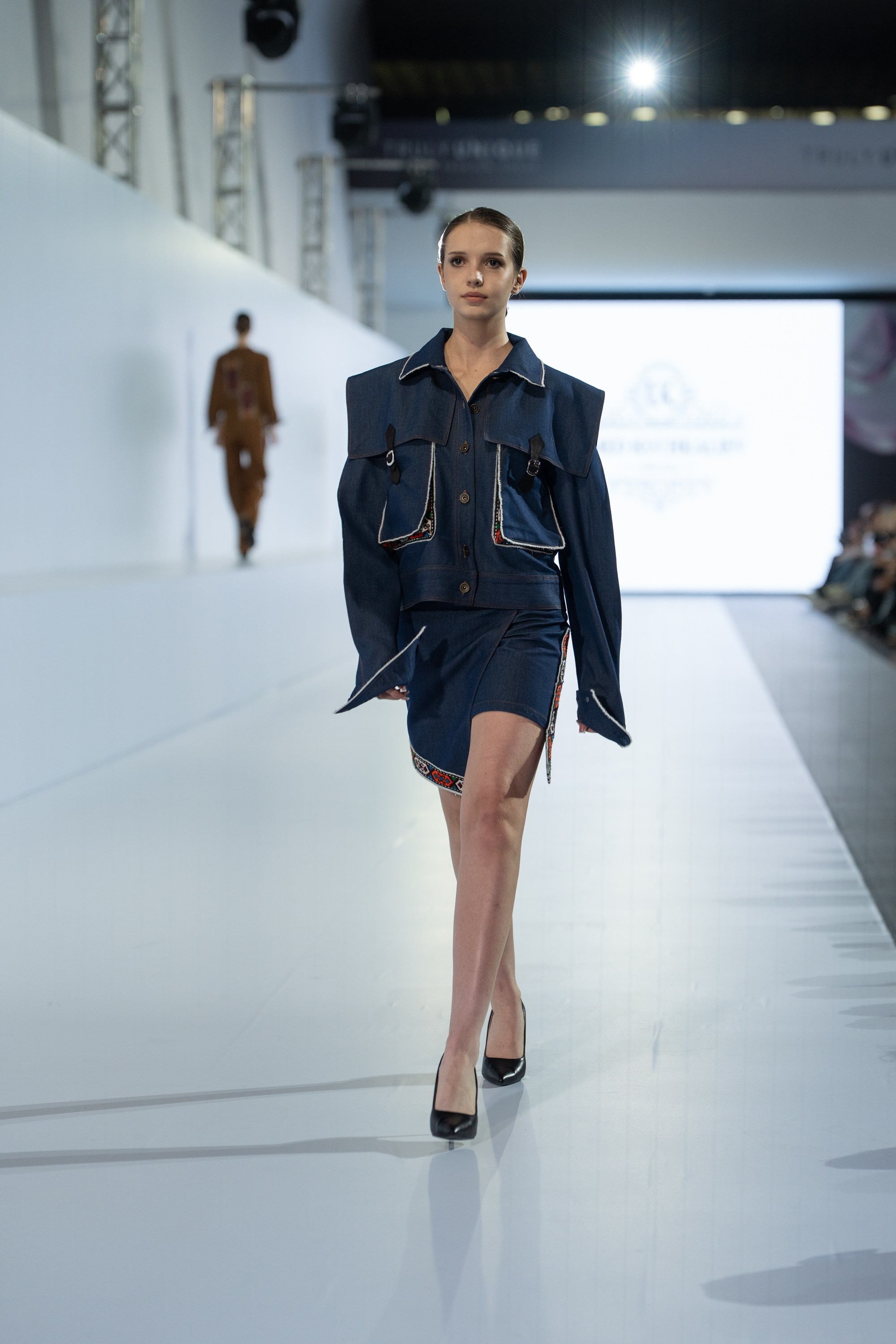 Umed Kuchkaliev. Сайт Алматинского НЮ АРТ, будуар и фэшн фотографа Дениса Карпенко