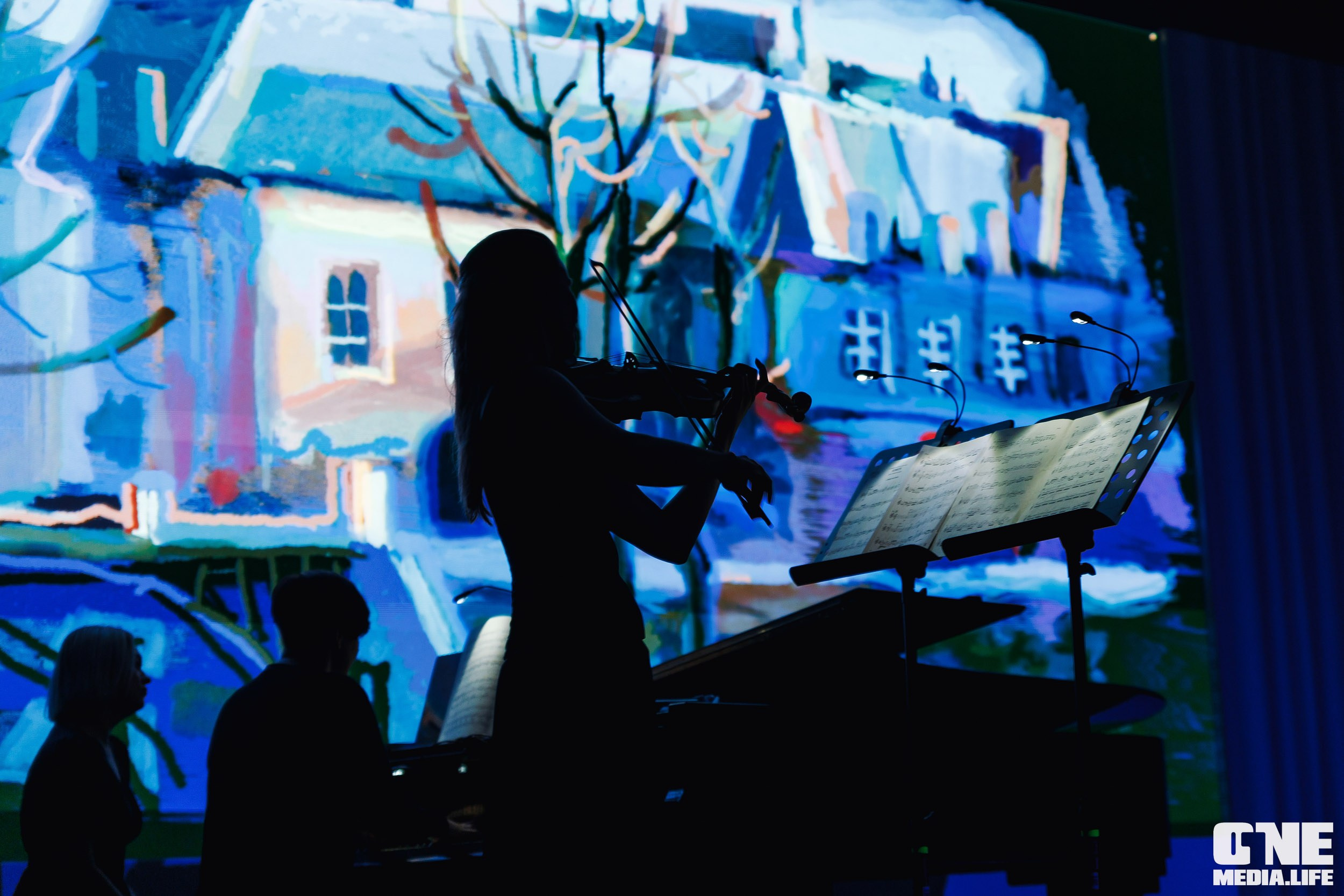 Фоторепортаж из Янтарь Холла. One Media Life: фоторепортажи, фотоотчеты с мероприятий и заведений