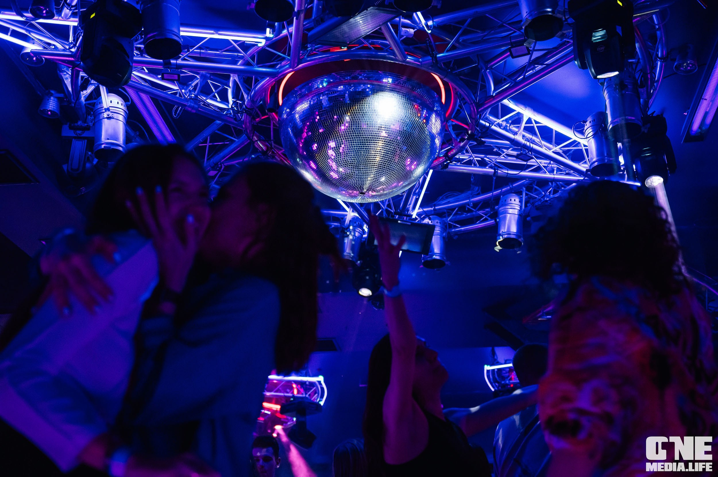 Фоторепортаж из РК Планета. One Media Life: фоторепортажи, фотоотчеты с мероприятий и заведений