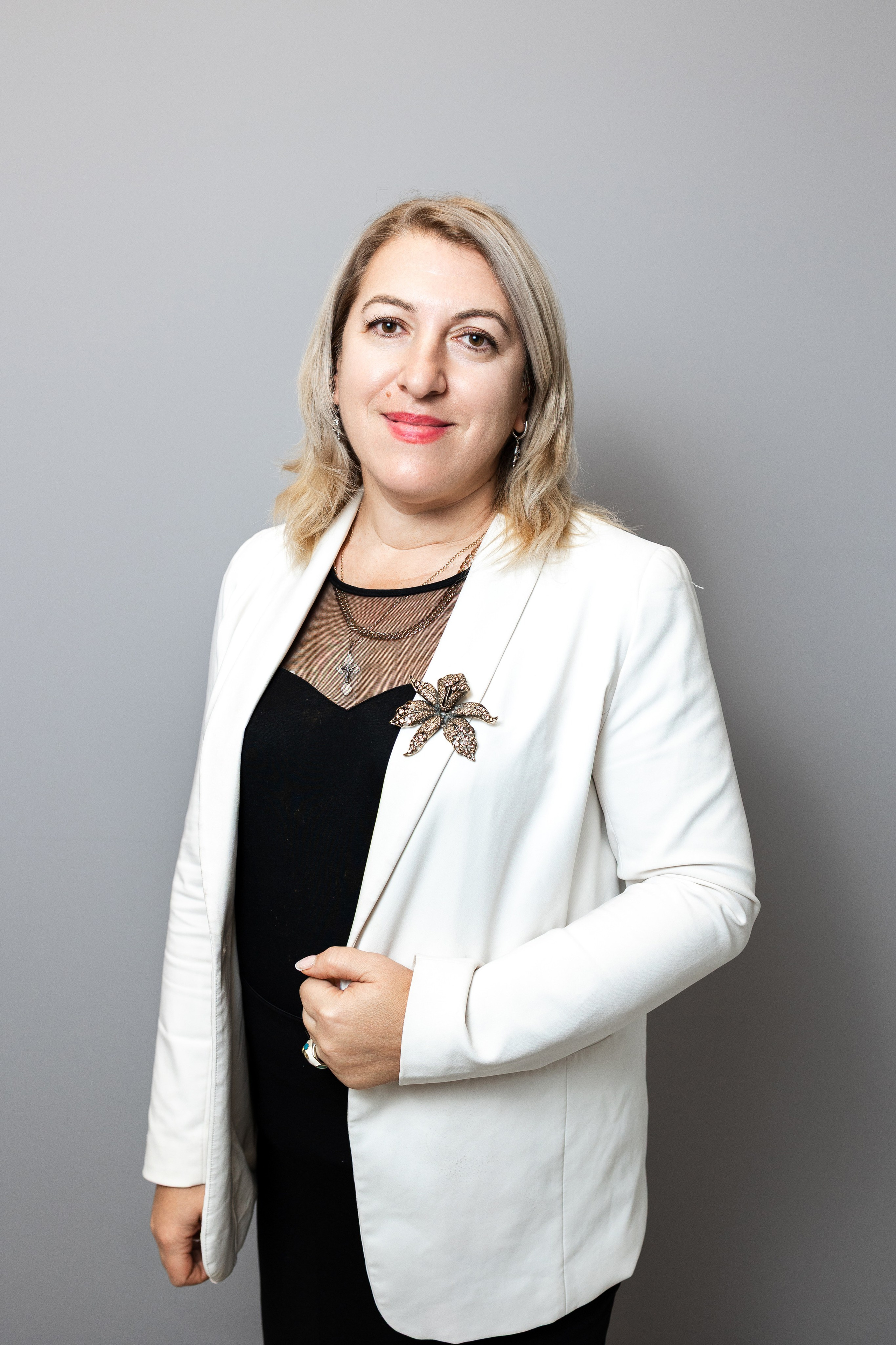 Корпоративные и бизнес-портреты. Коммерческий фотограф Ксения Есина