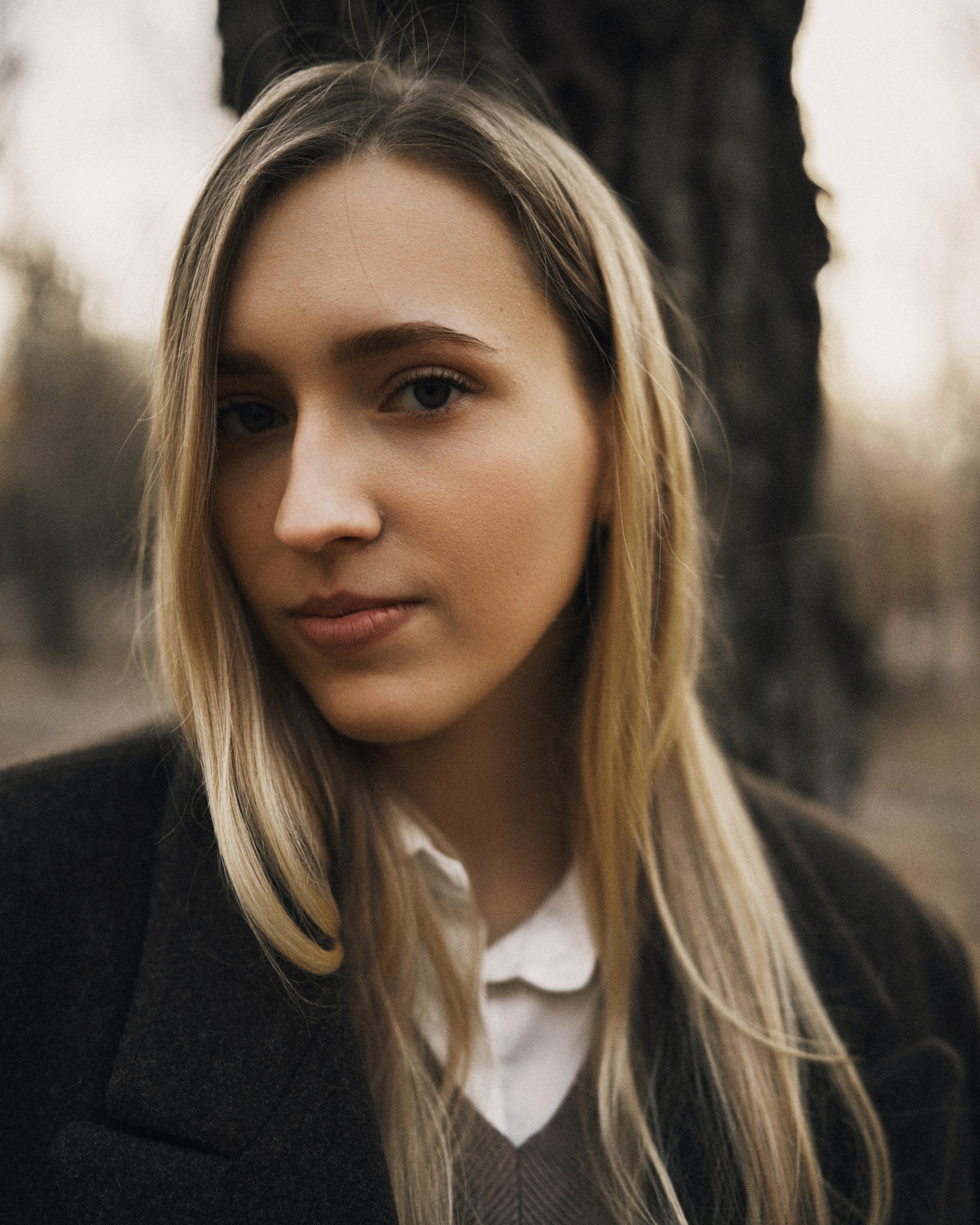 Женский портрет на природе — естественный свет и красота. Фотограф в Хабаровске Дмитрий Лемешков